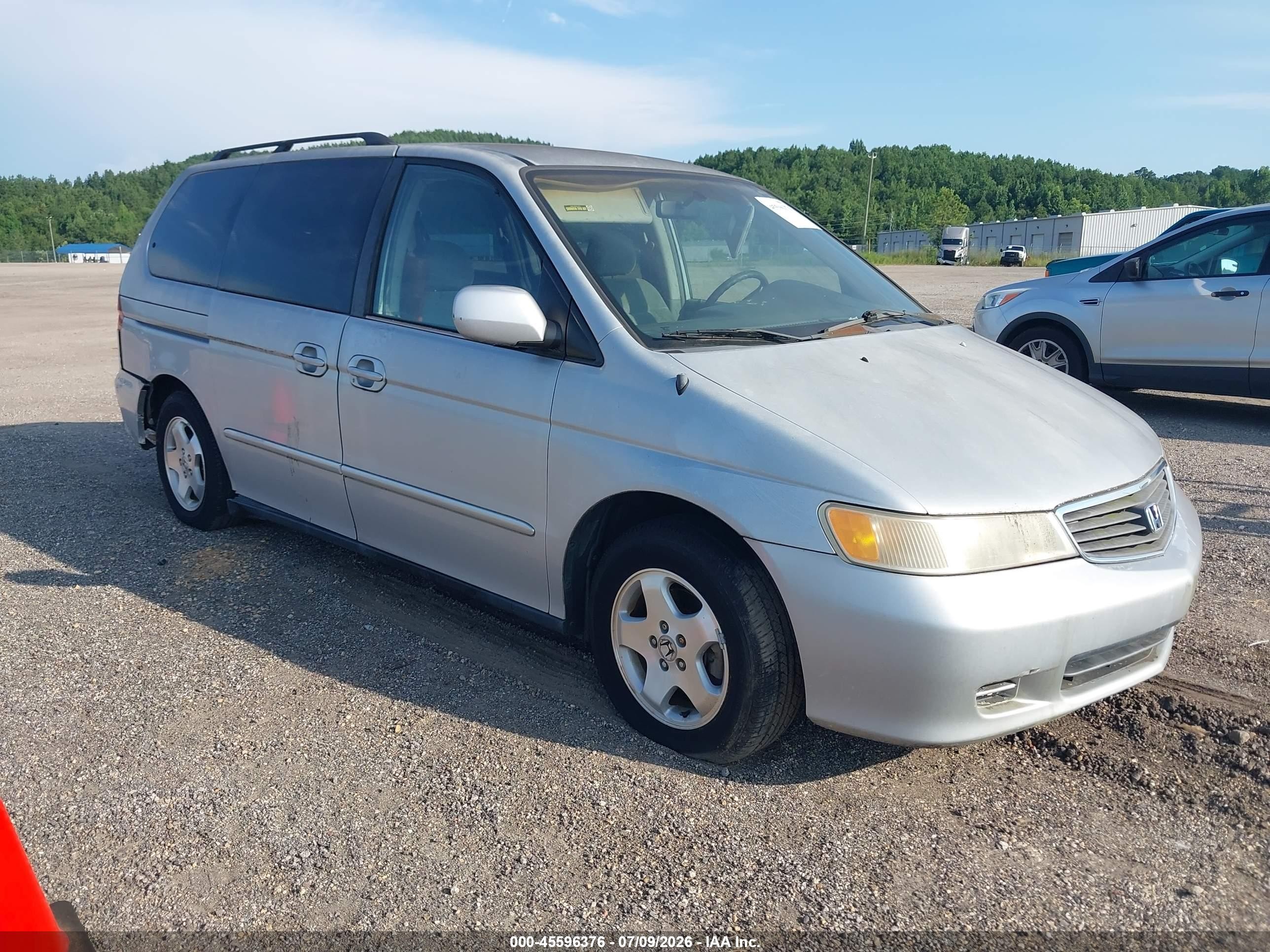2001 Honda Odyssey EX, VIN 2HKRL18781H563307 — Normal wear