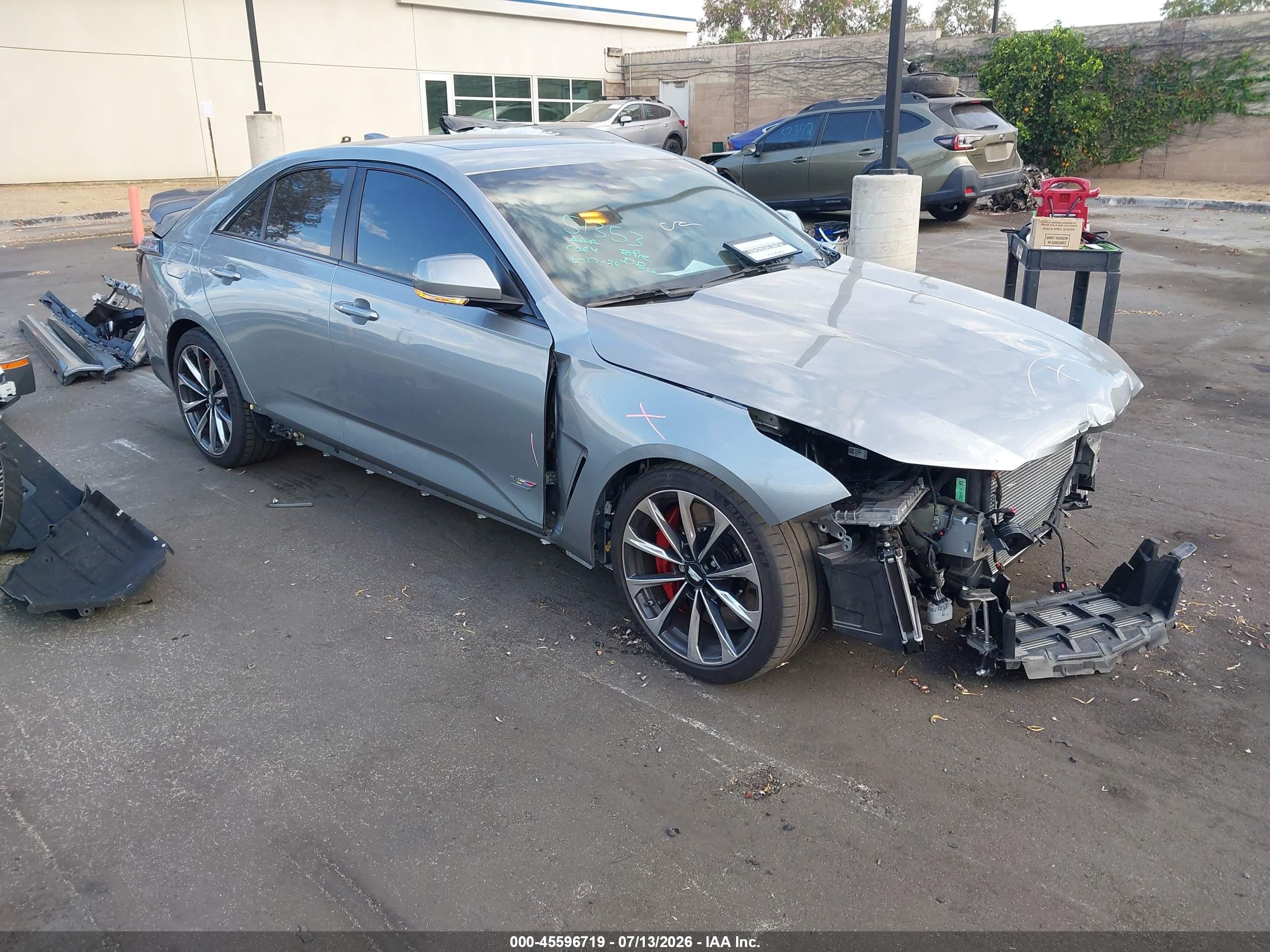 2024 Cadillac CT4-V Blackwing, VIN 1G6D75RPXR0410279 — Перед
