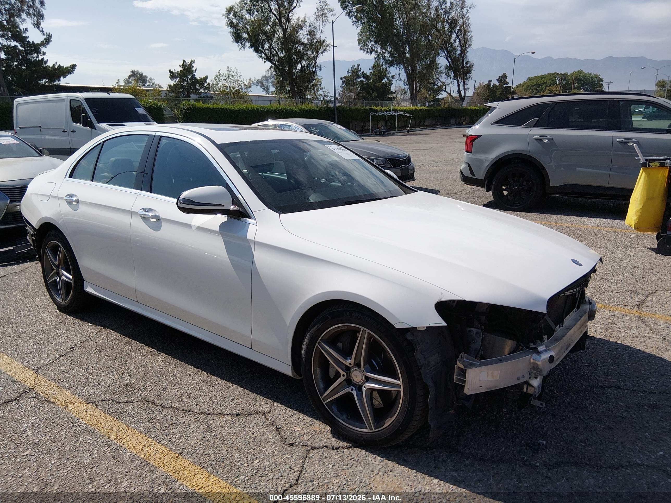 2017 Mercedes-Benz E 300 Luxury, VIN WDDZF4JB2HA088297 — All over
