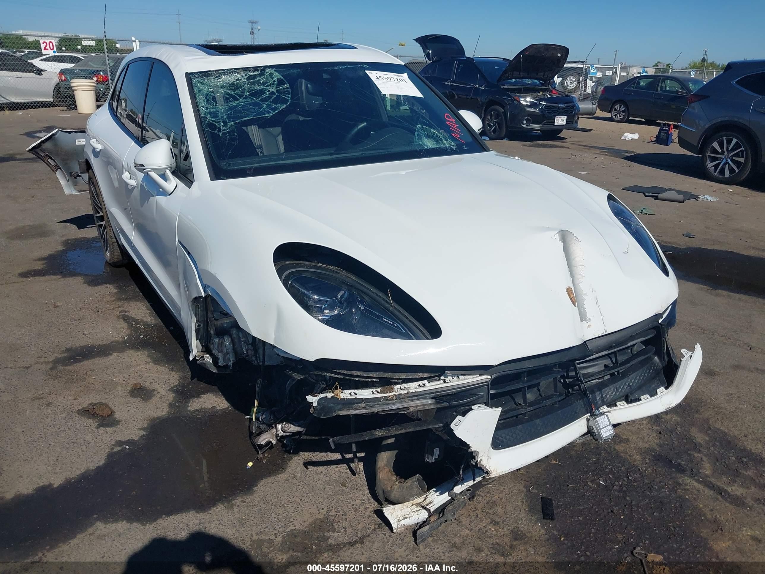 2022 Porsche Macan, VIN WP1AA2A52NLB07921 — Rollover