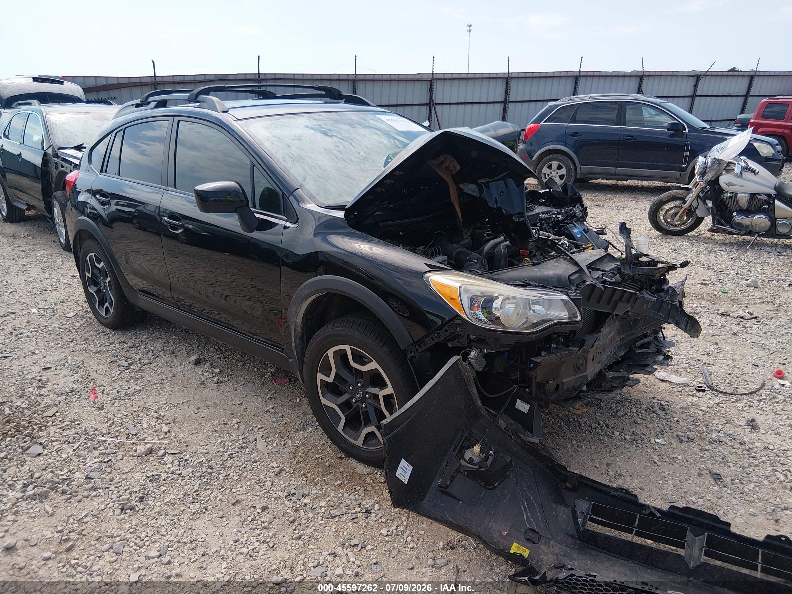 2017 Subaru Crosstrek Premium, VIN JF2GPABC2HH254217 — Front end
