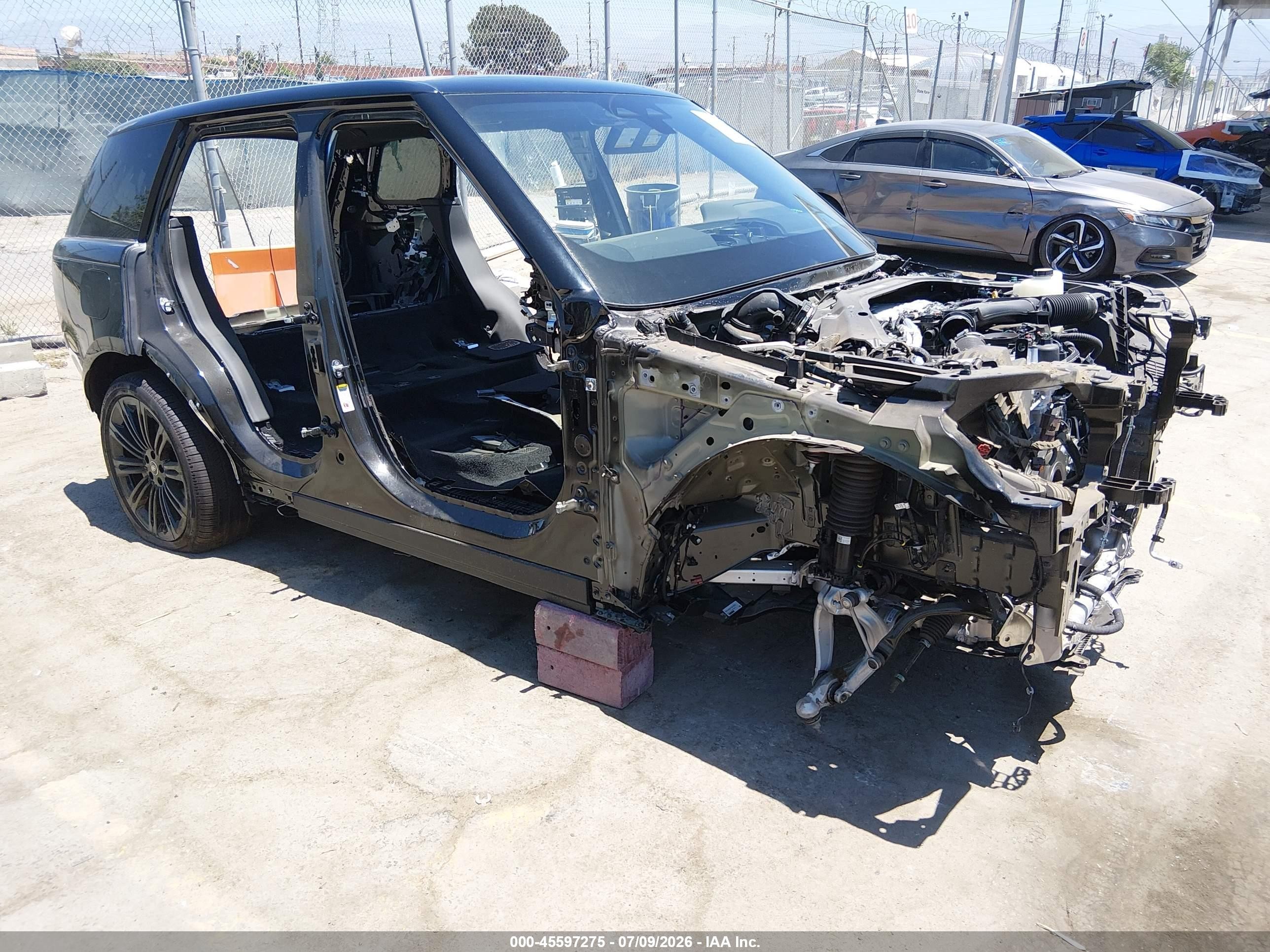 2025 Land Rover Range Rover SE, VIN SALKP9FUXSA314098 — Theft recovery