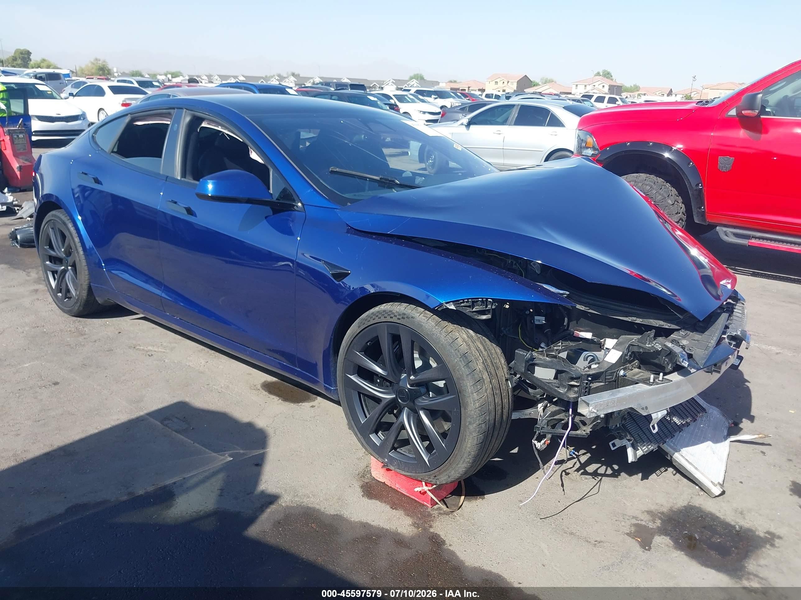 2022 Tesla Model S, VIN 5YJSA1E57NF493510 — Front end
