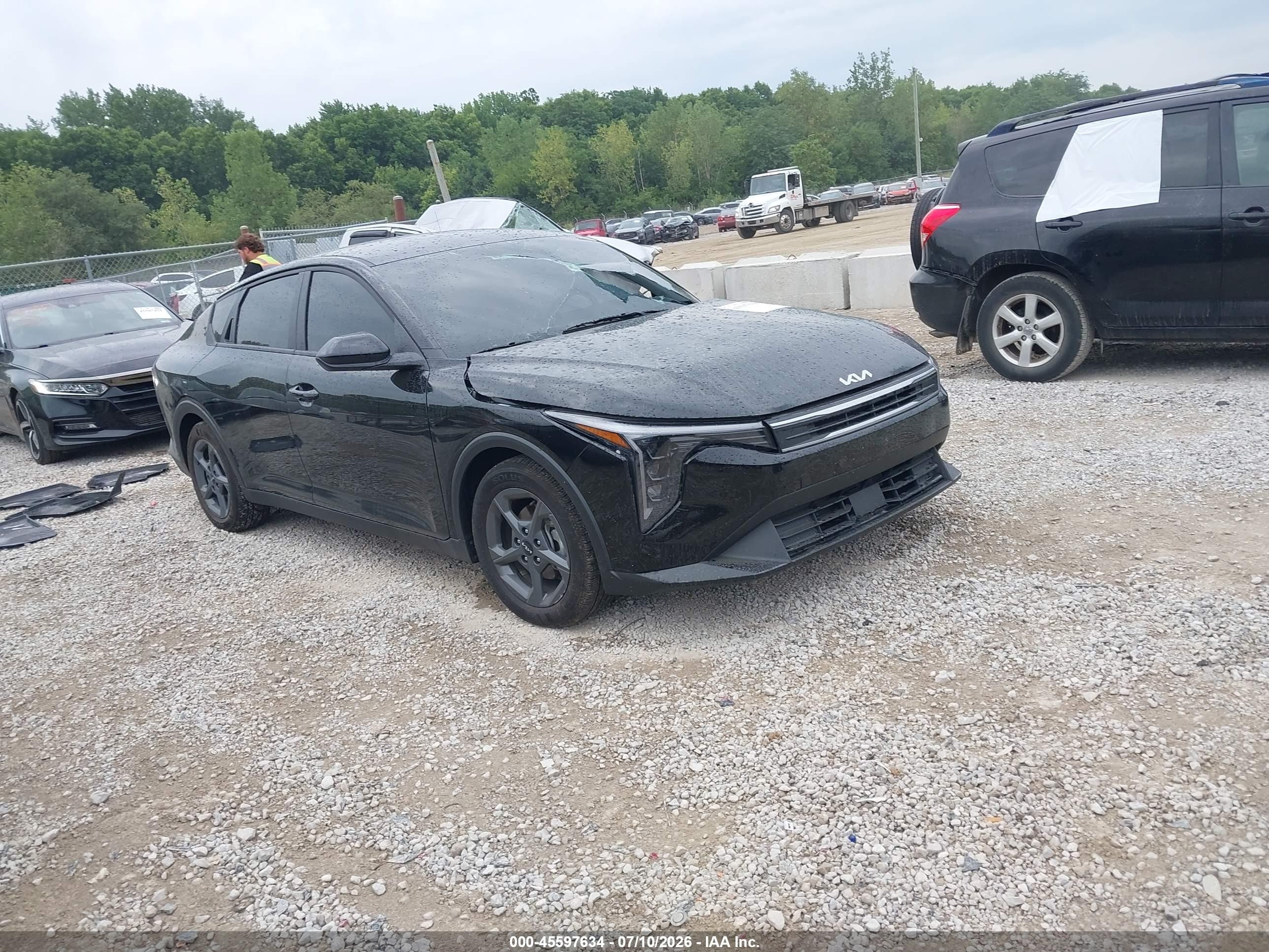 2026 Kia K4 LXS, VIN 3KPFT4DE8TE262102 — Side