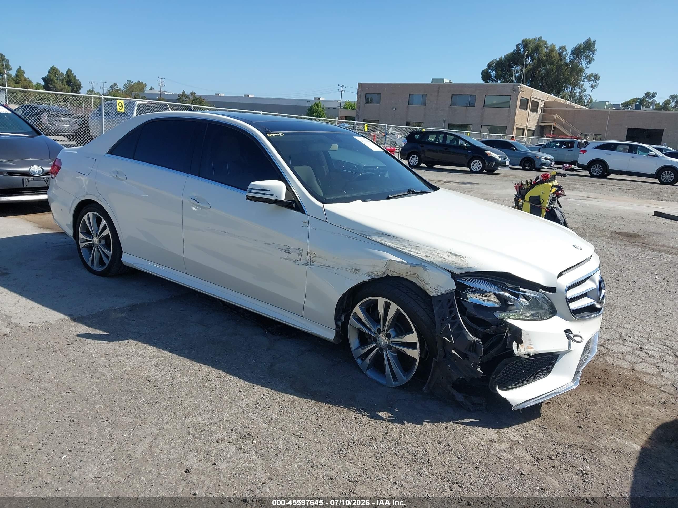 2016 Mercedes-Benz E 350 Luxury, VIN WDDHF5KB4GB259396 — Front end