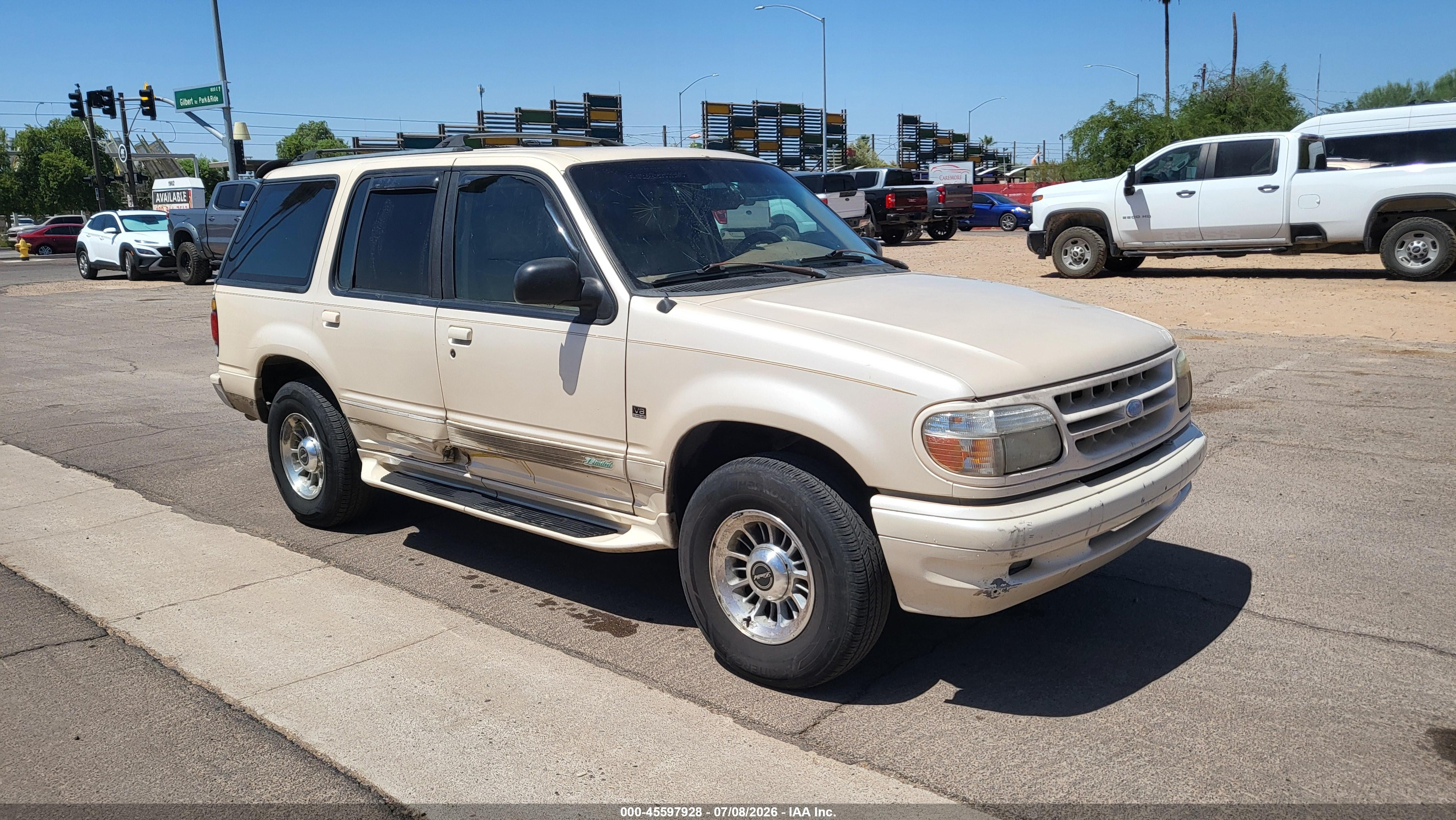 1996 Ford Explorer XLT, VIN 1FMDU35P2TZB04451 — Side