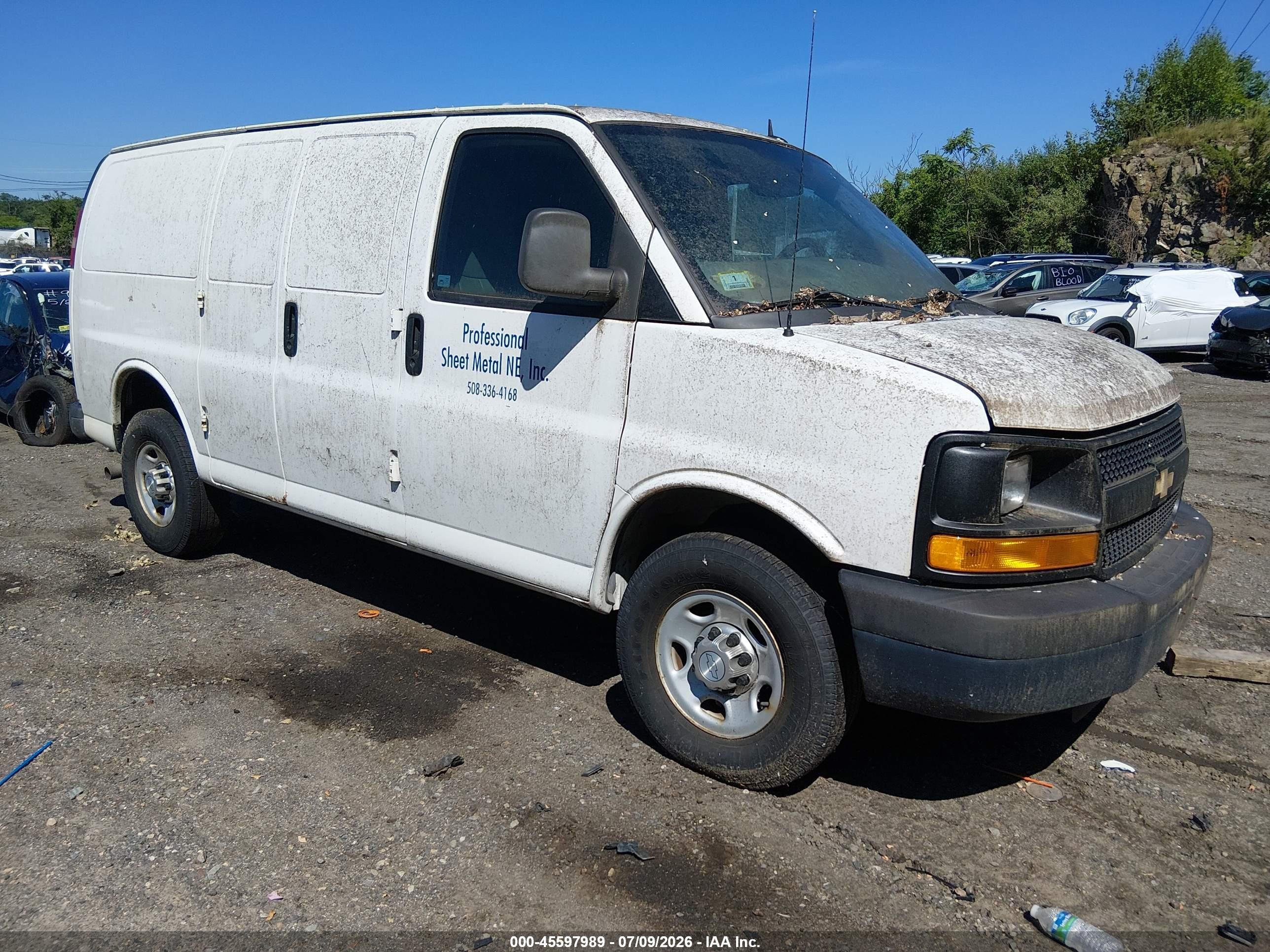 2015 Chevrolet Express Cargo, VIN 1GCWGFFF2F1103802 — Normal wear
