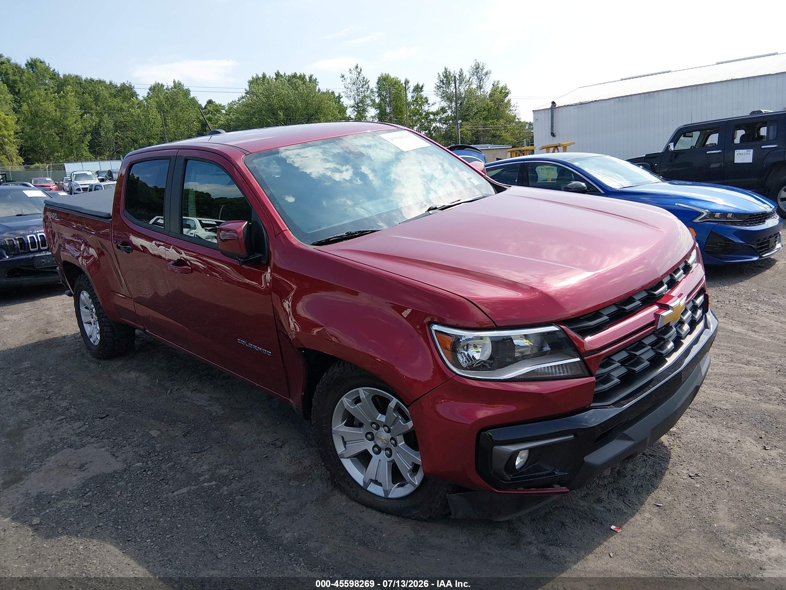 2021 Chevrolet Colorado 4WD LT, VIN 1GCGTCEN9M1247089 — Front end