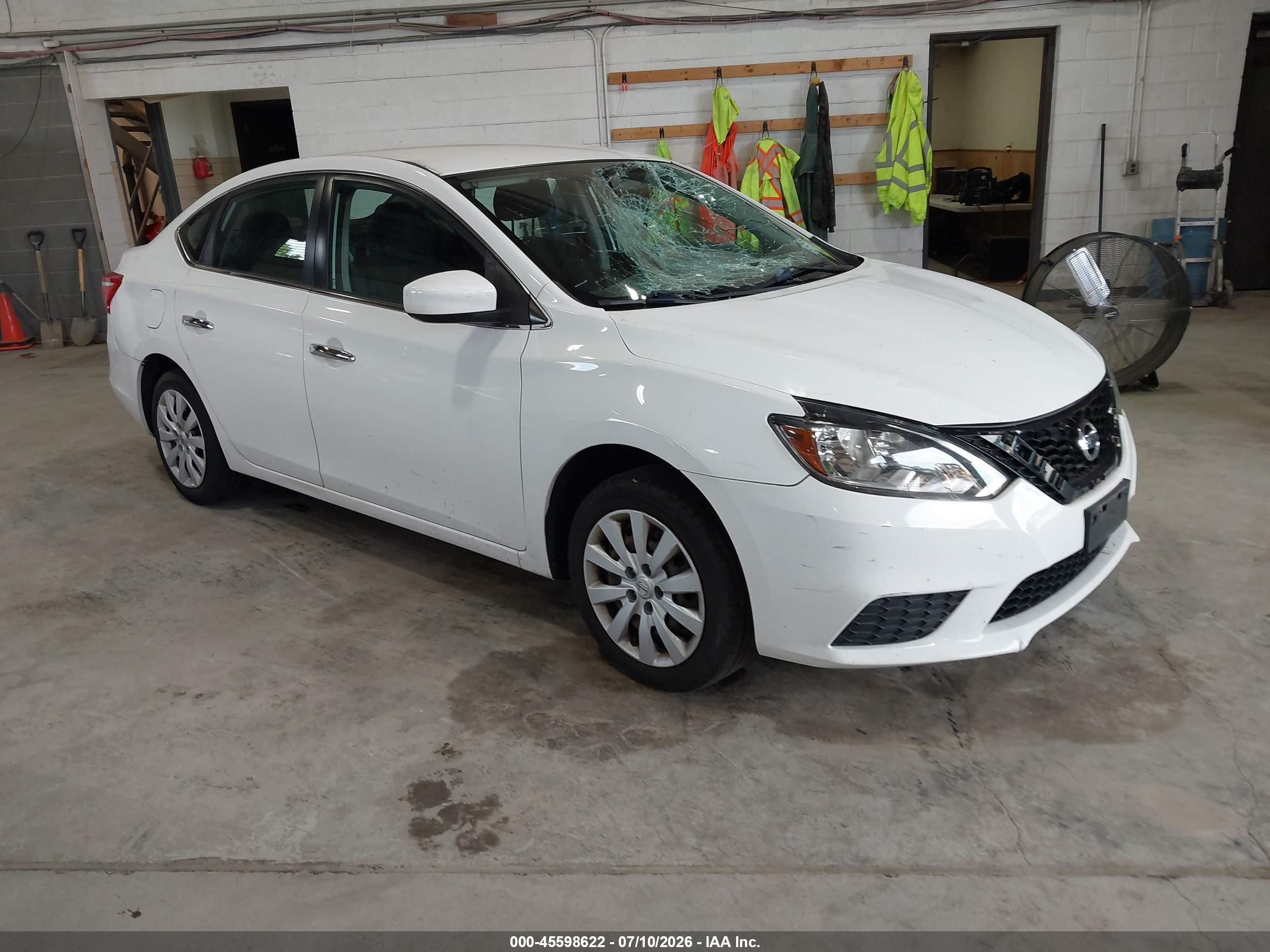 2019 Nissan Sentra SV, VIN 3N1AB7AP1KY225784 — Стихия