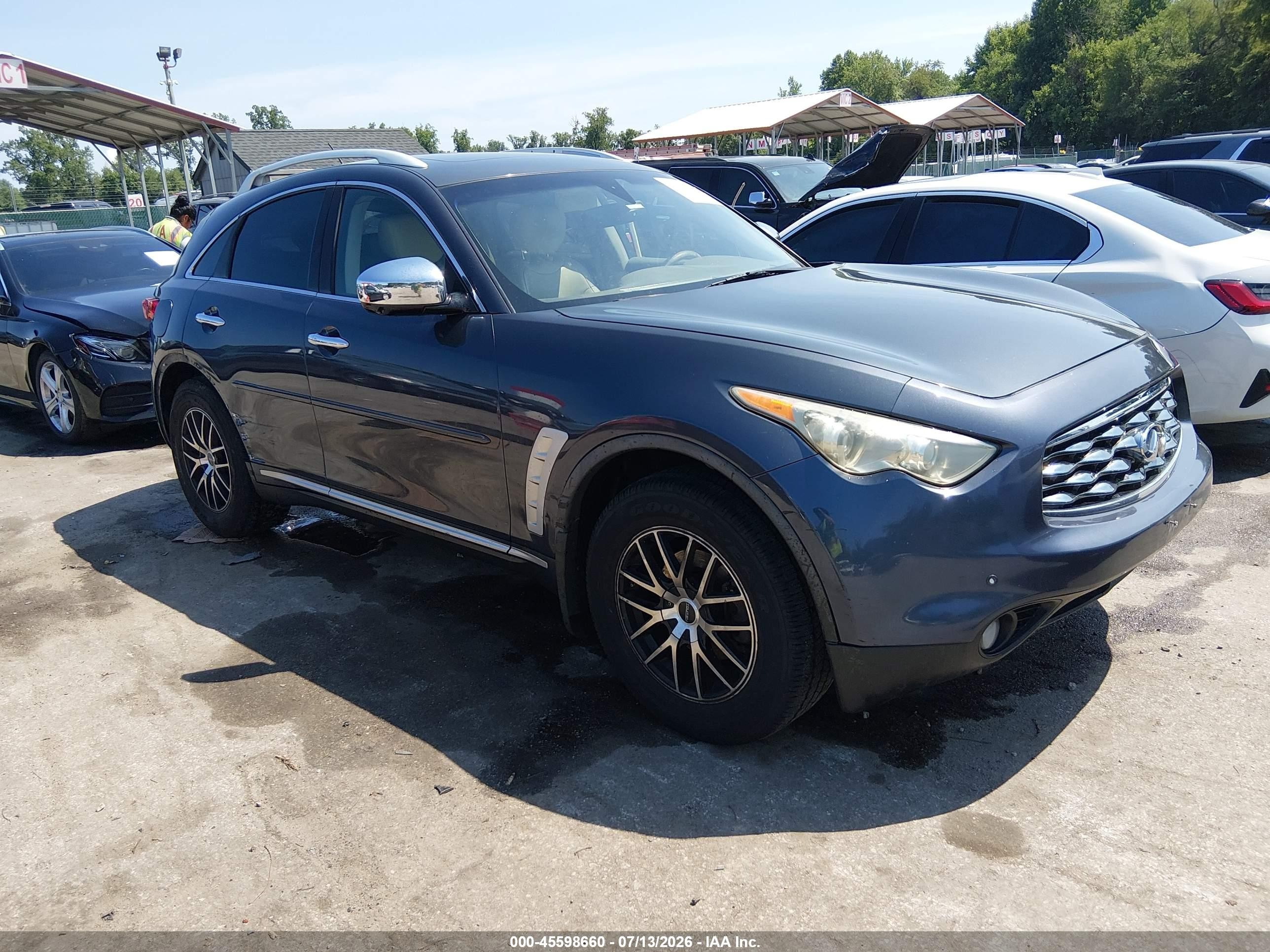 2009 Infiniti FX, VIN JNRAS18W99M159070 — Side