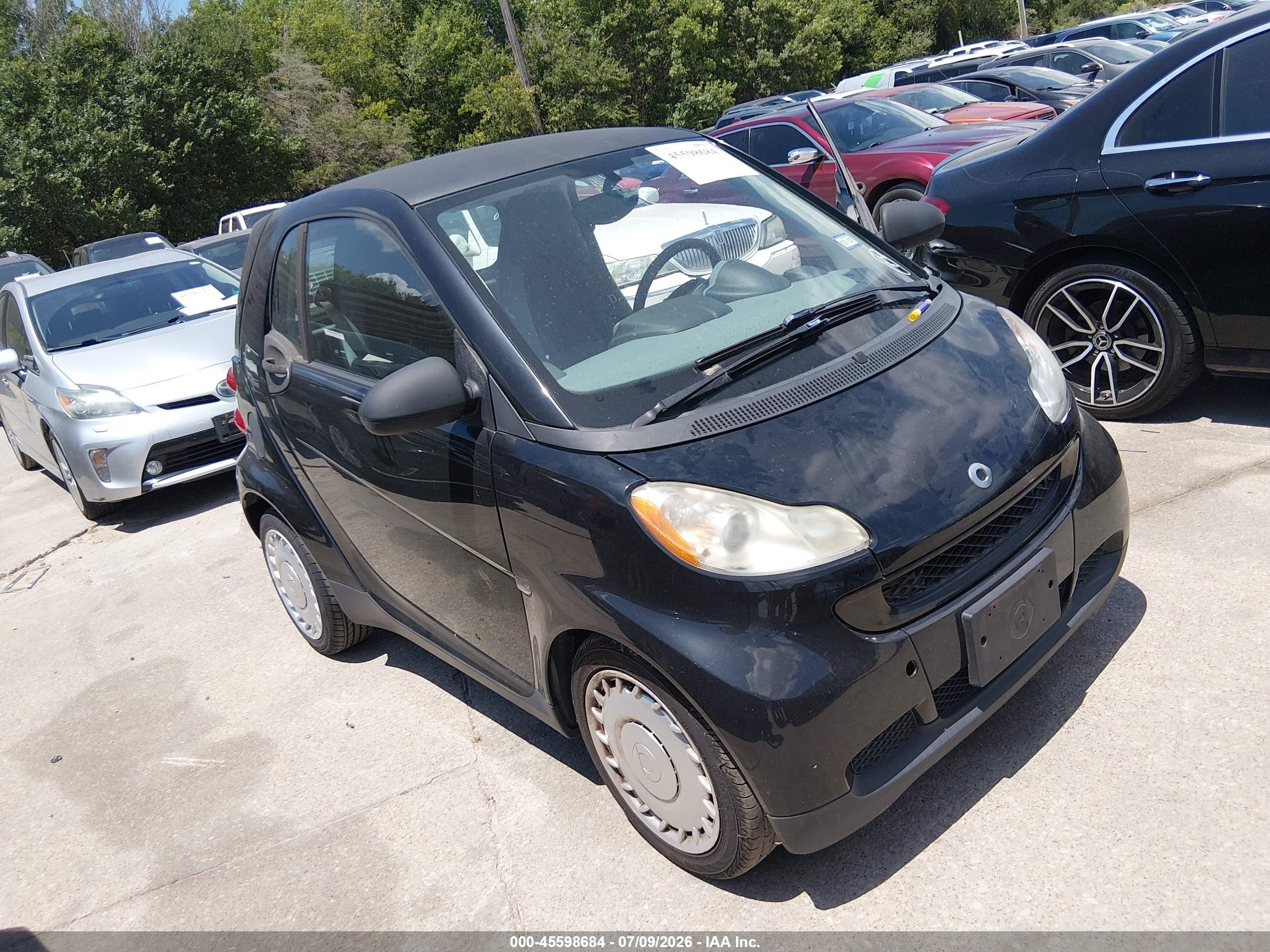 2009 Smart fortwo Pure, VIN WMEEJ31X09K322253 — Normal wear
