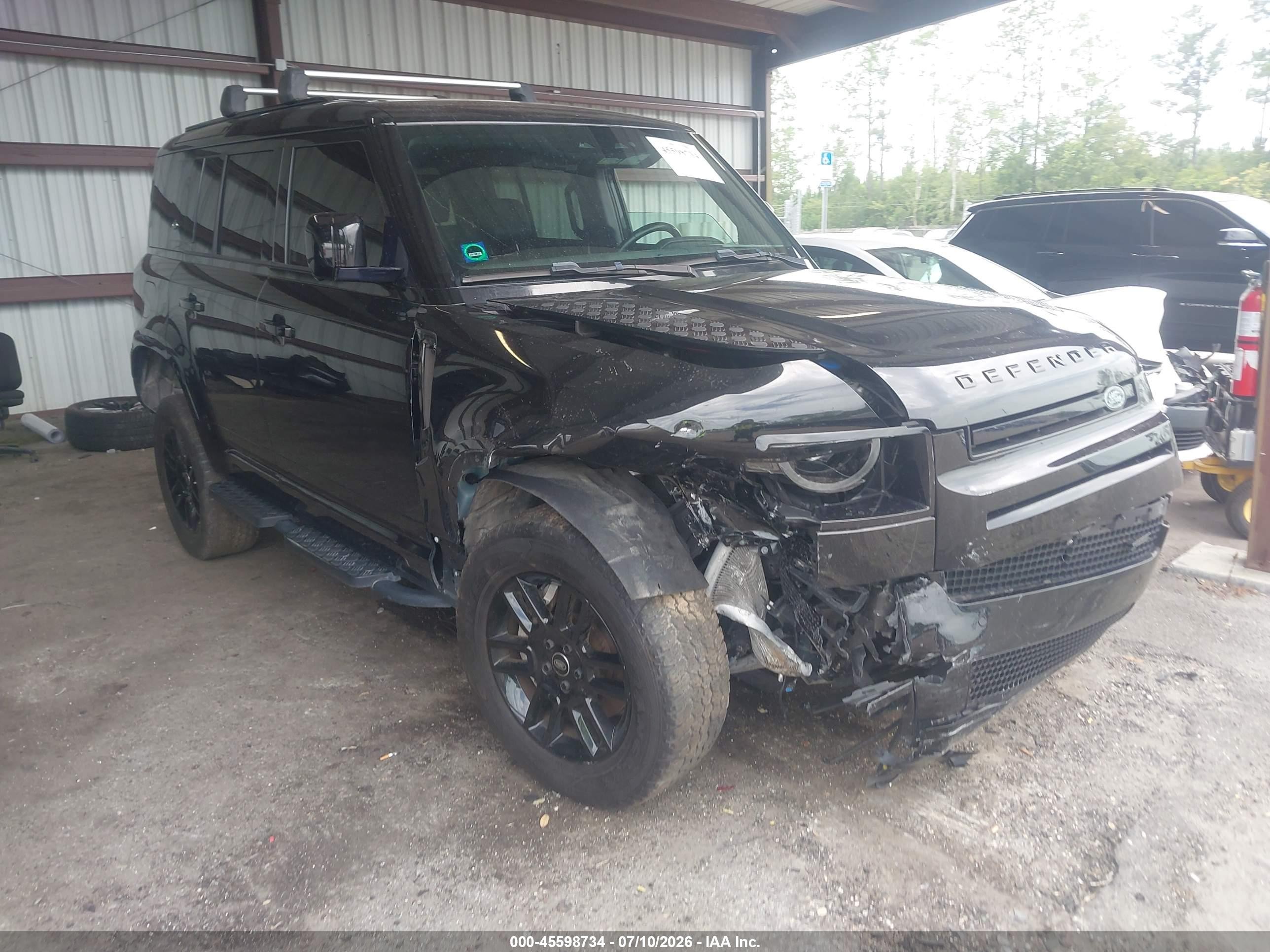 2023 Land Rover Defender X-Dynamic SE, VIN SALE27EU3P2146677 — Front end