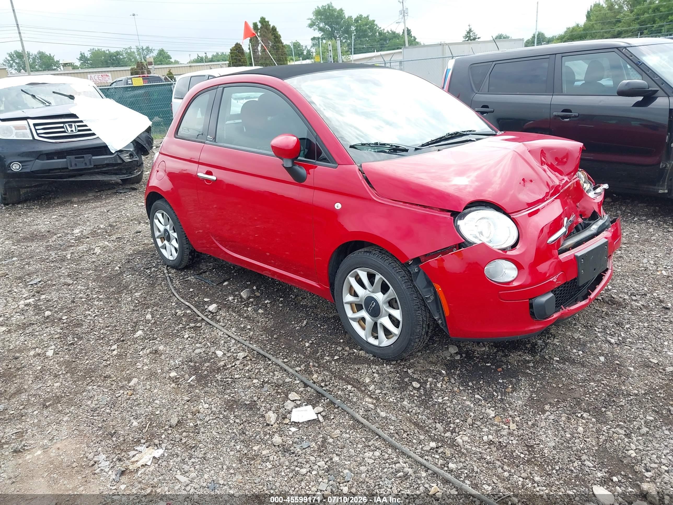 2017 FIAT 500 Pop, VIN 3C3CFFLR3HT659122 — Front end
