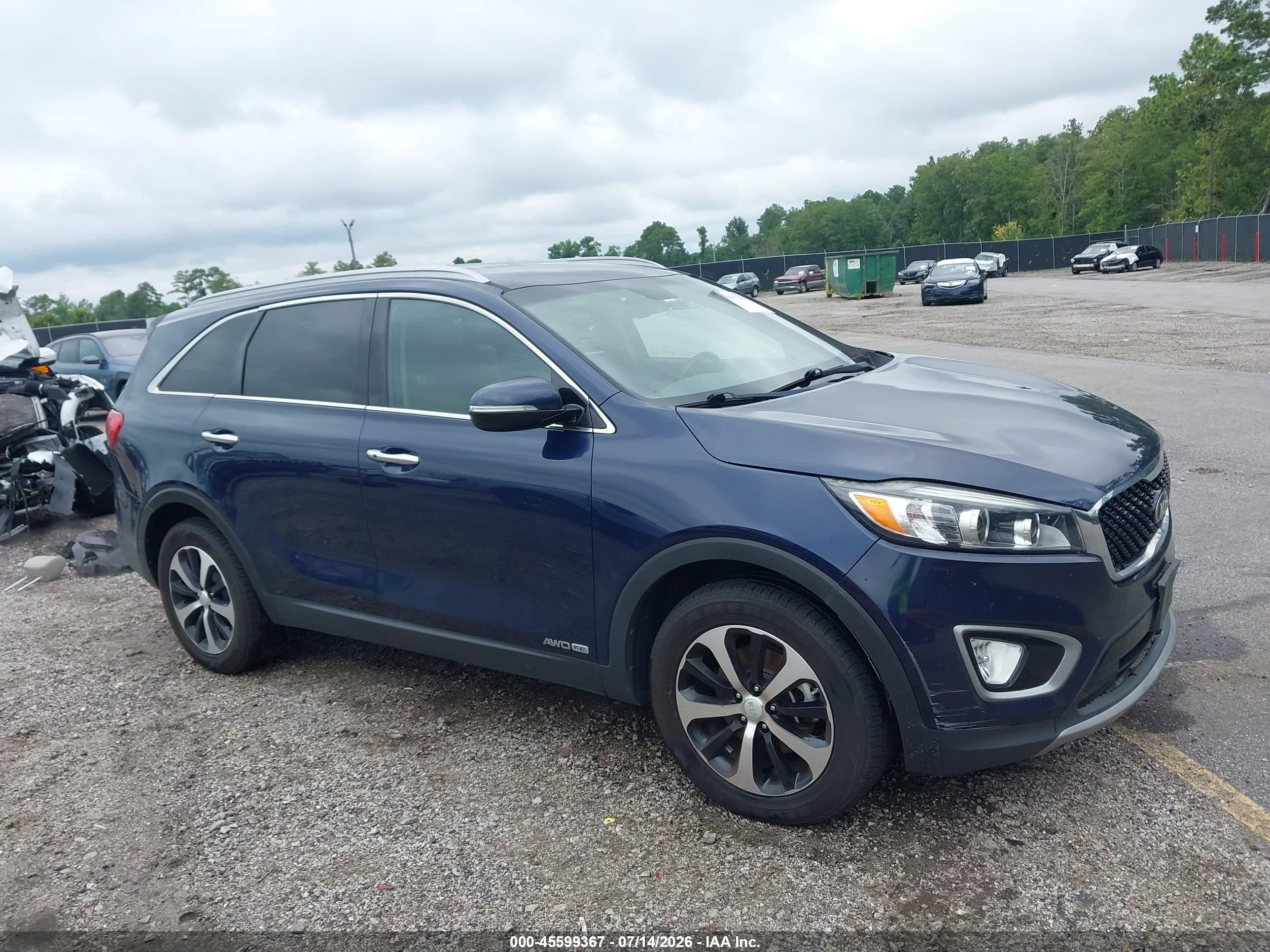 2017 Kia Sorento EX, VIN 5XYPHDA52HG303893 — All over
