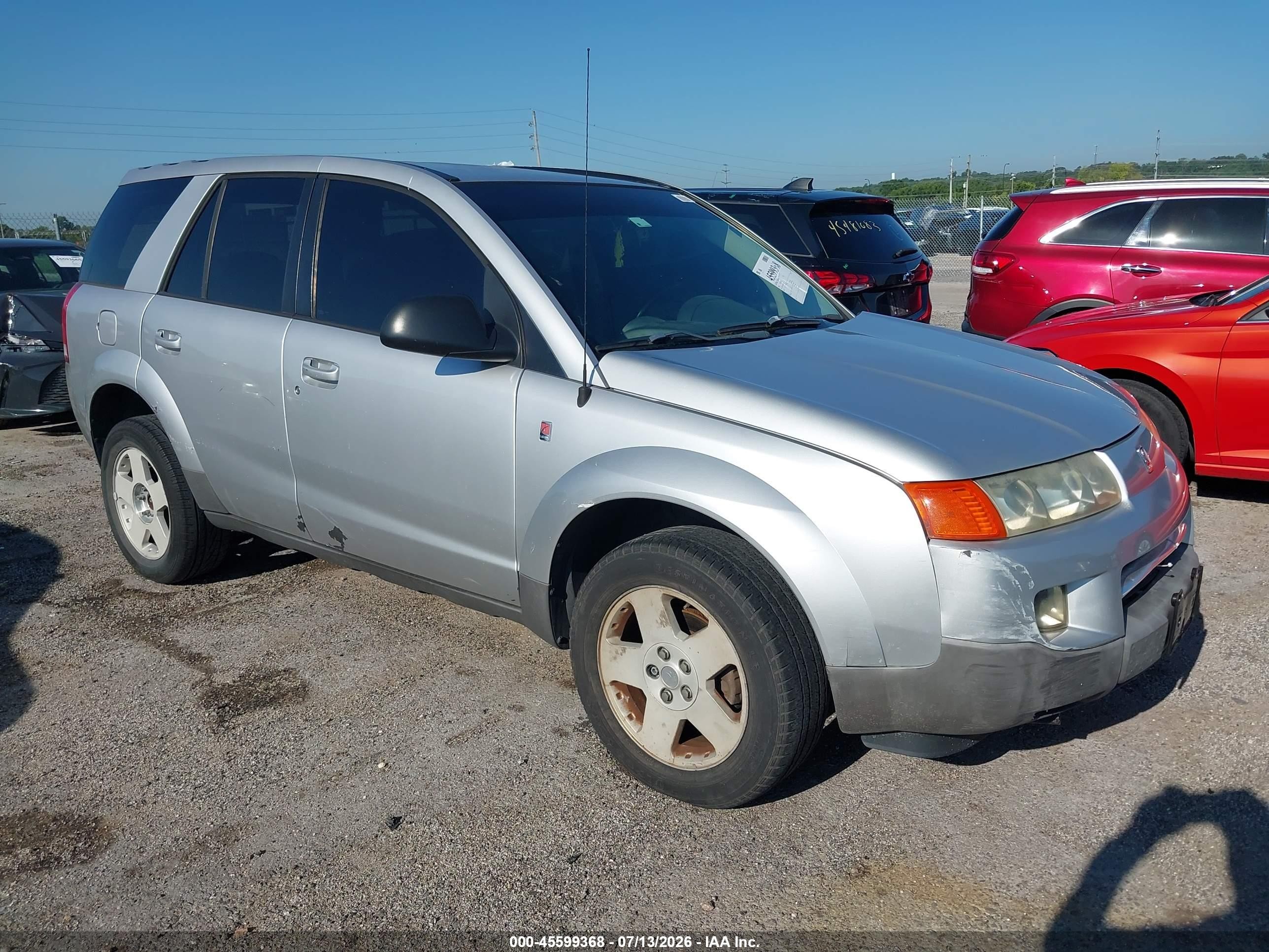 2004 Saturn VUE V6, VIN 5GZCZ53424S841132 — Бок