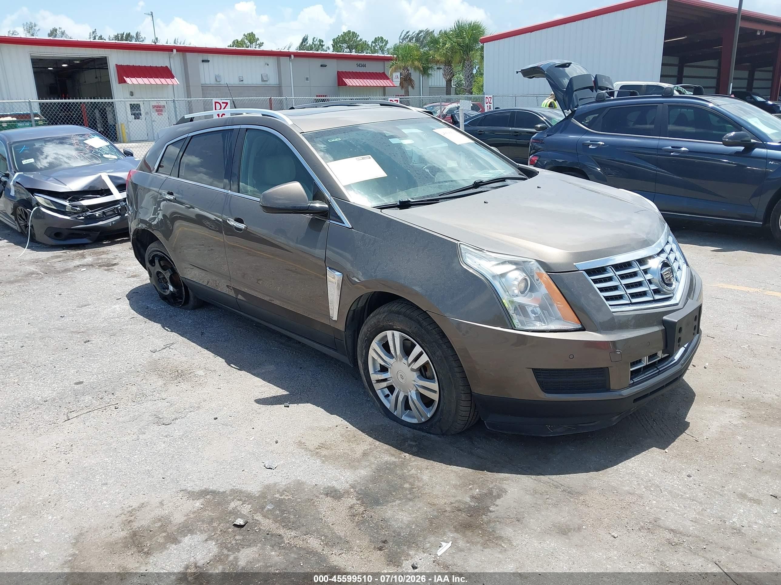 2014 Cadillac SRX Luxury Collection, VIN 3GYFNEE3XES675876 — Not stated