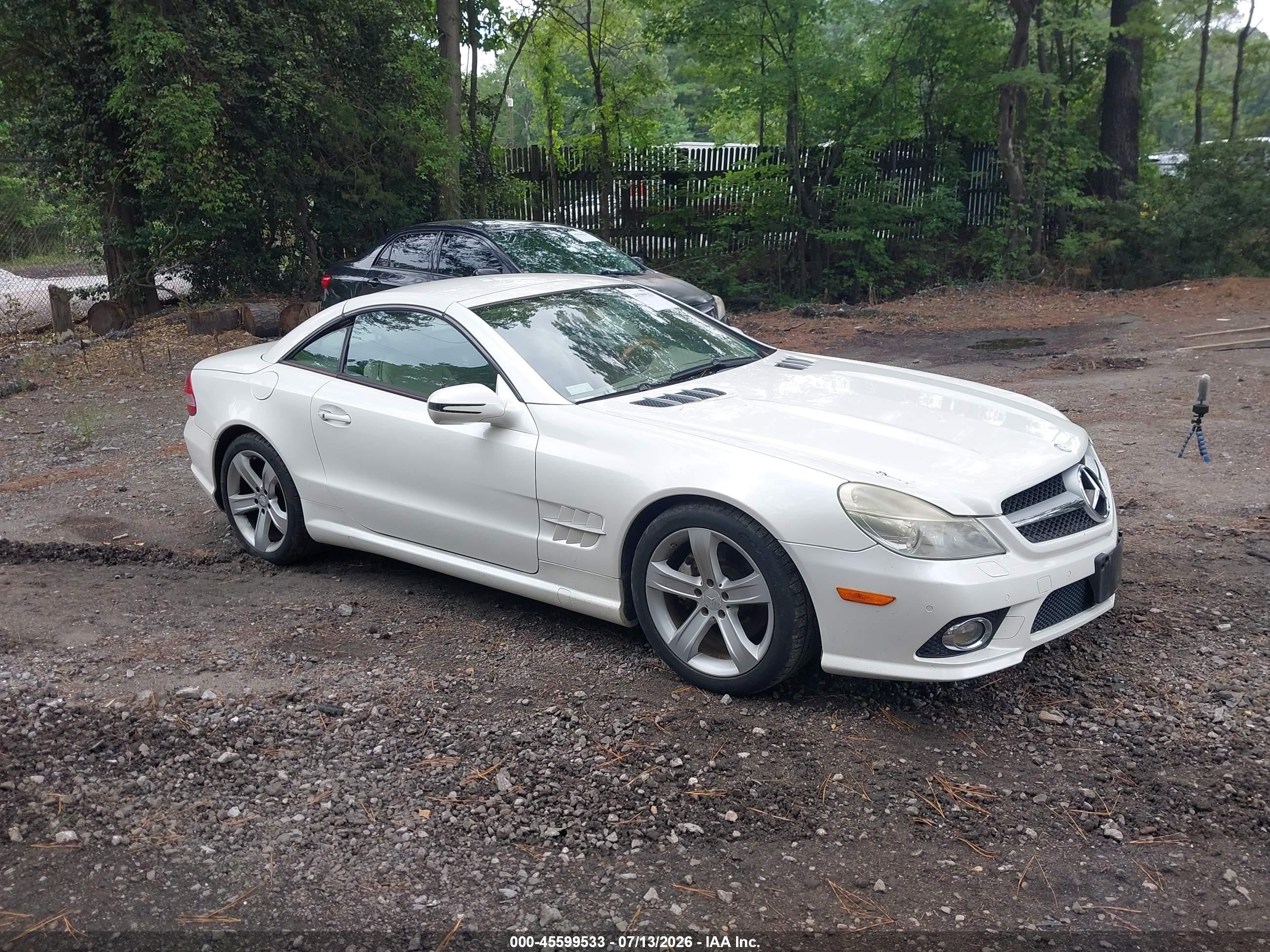 2009 Mercedes-Benz SL 550, VIN WDBSK71F09F149287 — Normal wear