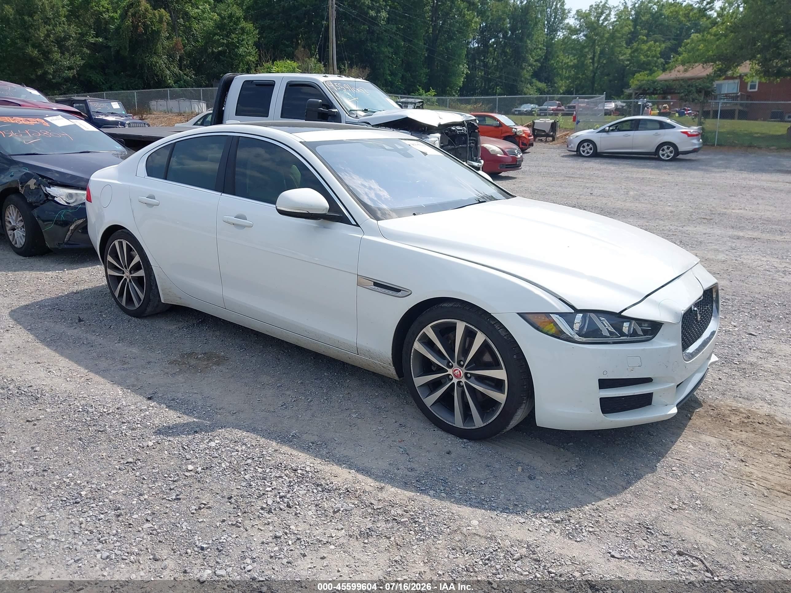2017 Jaguar XE 25t Prestige, VIN SAJAE4BG2HA967076 — Front end
