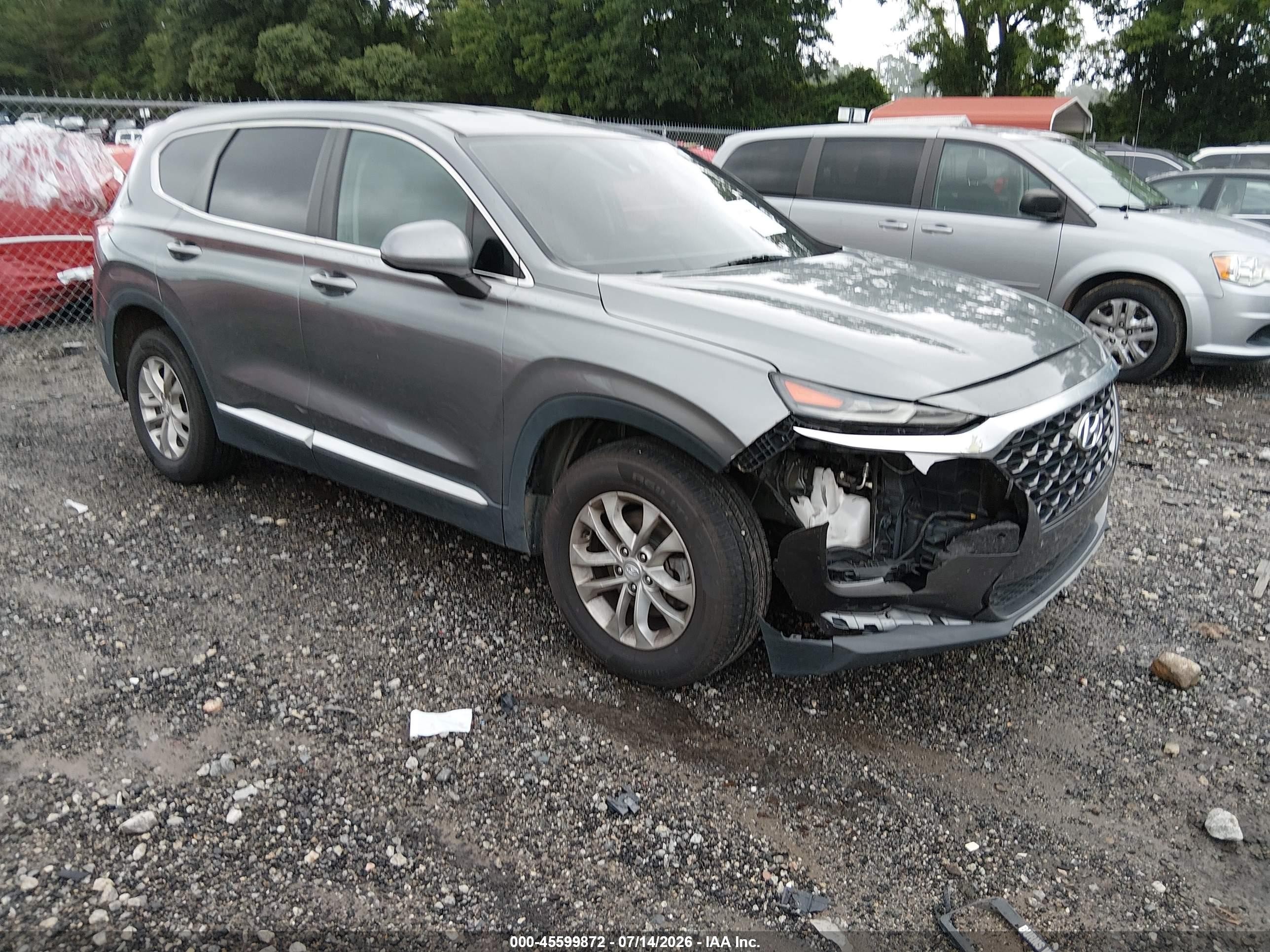 2019 Hyundai Santa Fe SE, VIN 5NMS23AD6KH083720 — Front end