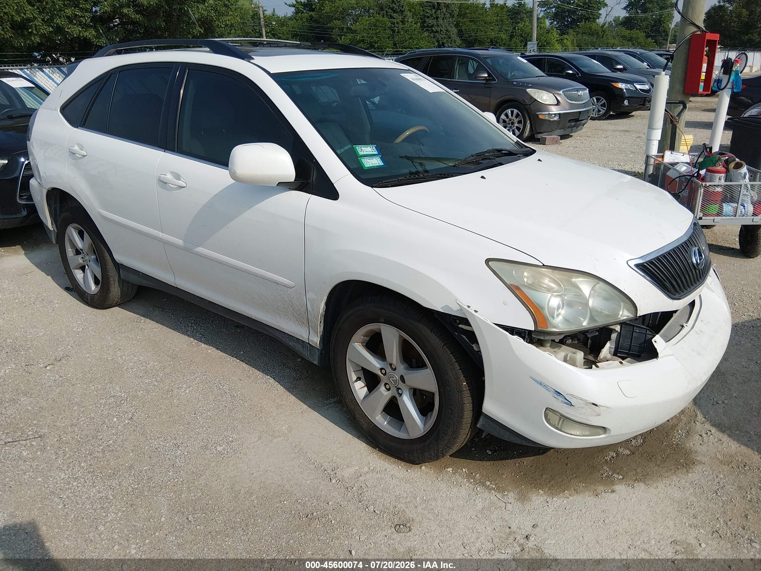 2006 Lexus RX 330, VIN 2T2GA31U16C045084 — Front end