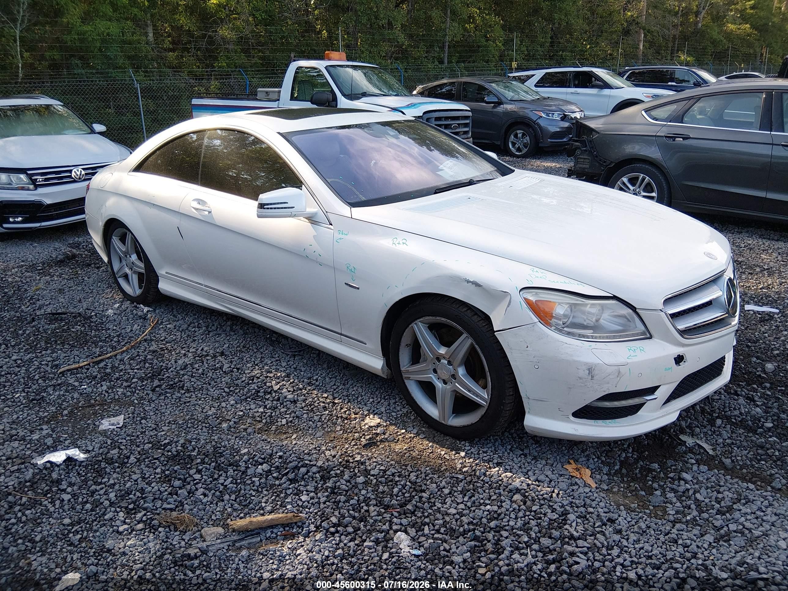2011 Mercedes-Benz CL 550, VIN WDDEJ9EB9BA027203 — Front end