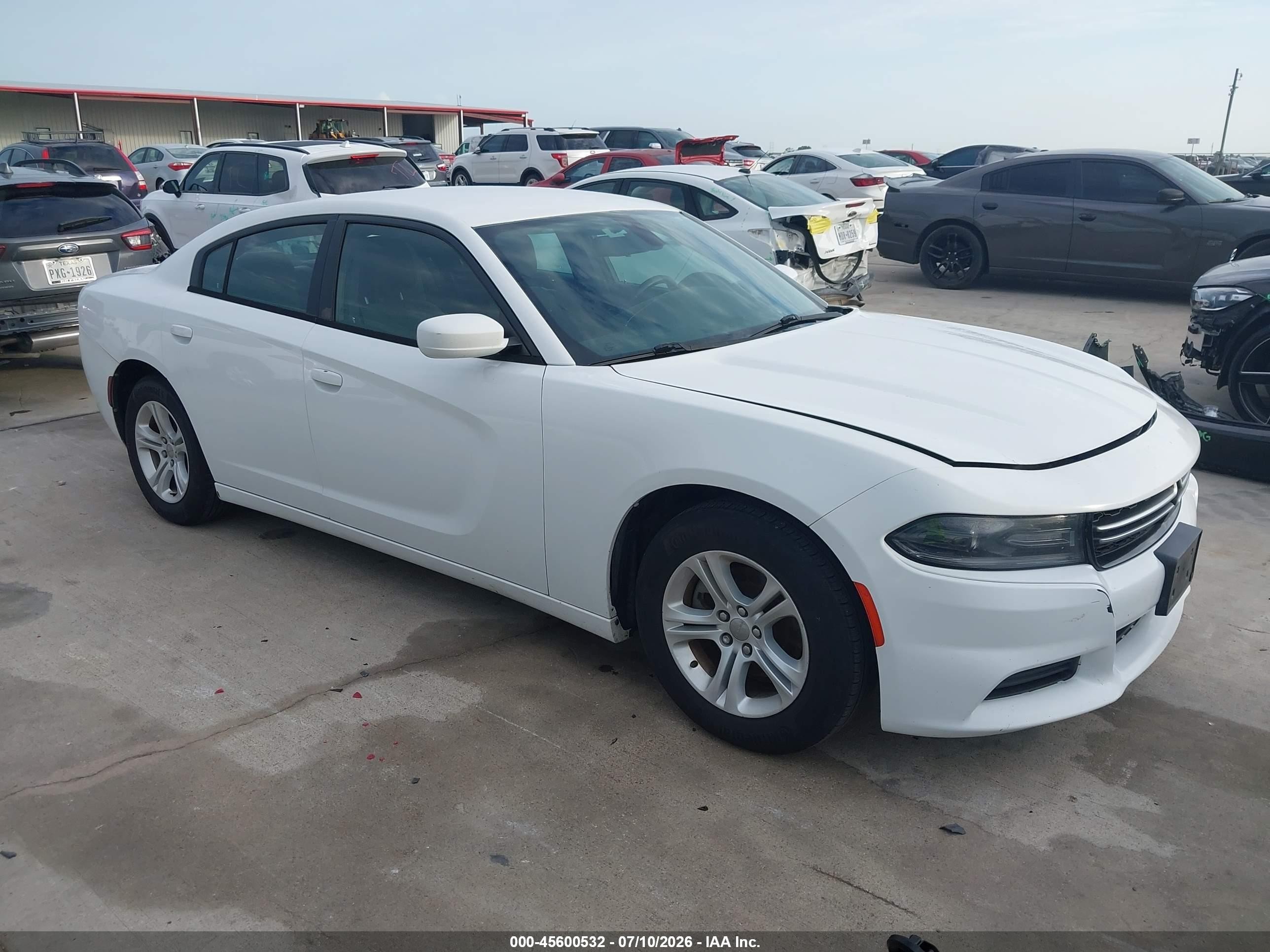 2015 Dodge Charger SE, VIN 2C3CDXBG6FH790207 — Normal wear