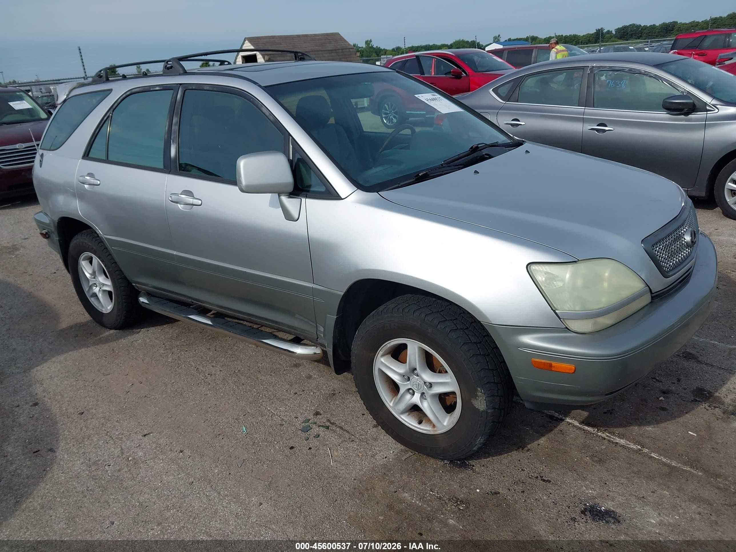 1999 Lexus RX 300, VIN JT6HF10UXX0090639 — Normal wear