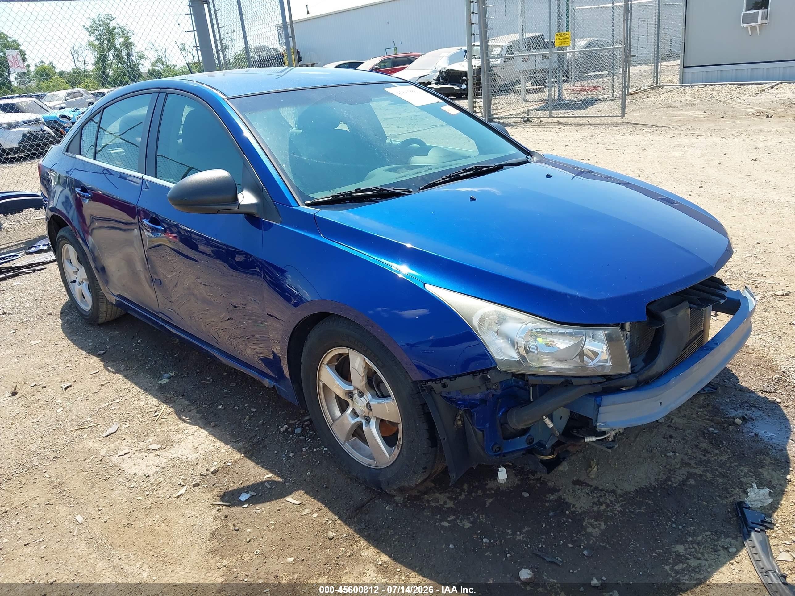 2012 Chevrolet Cruze LS, VIN 1G1PC5SH6C7289976 — Front end
