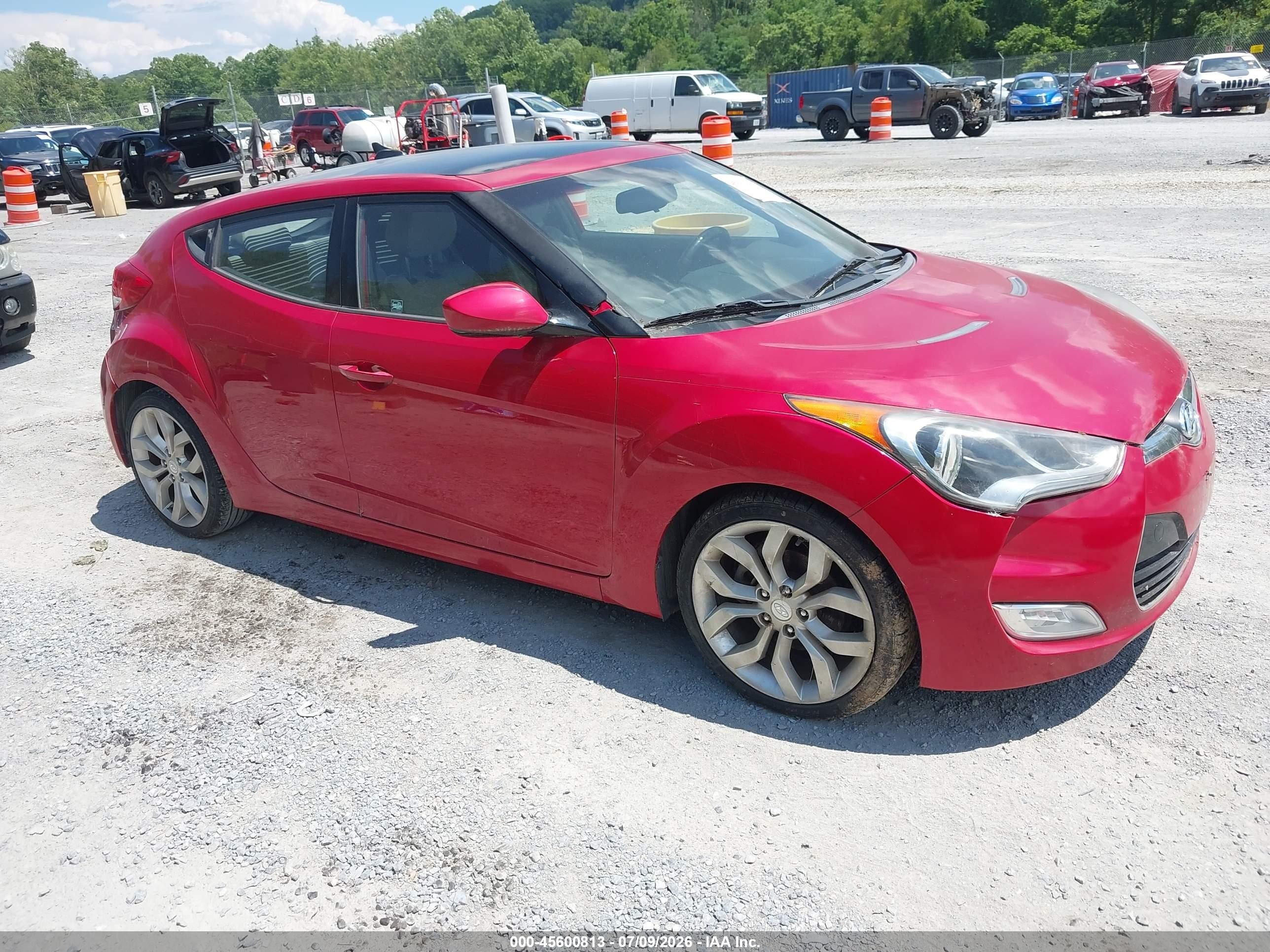 2012 Hyundai Veloster w/Black Int, VIN KMHTC6AD7CU069673 — Механическое