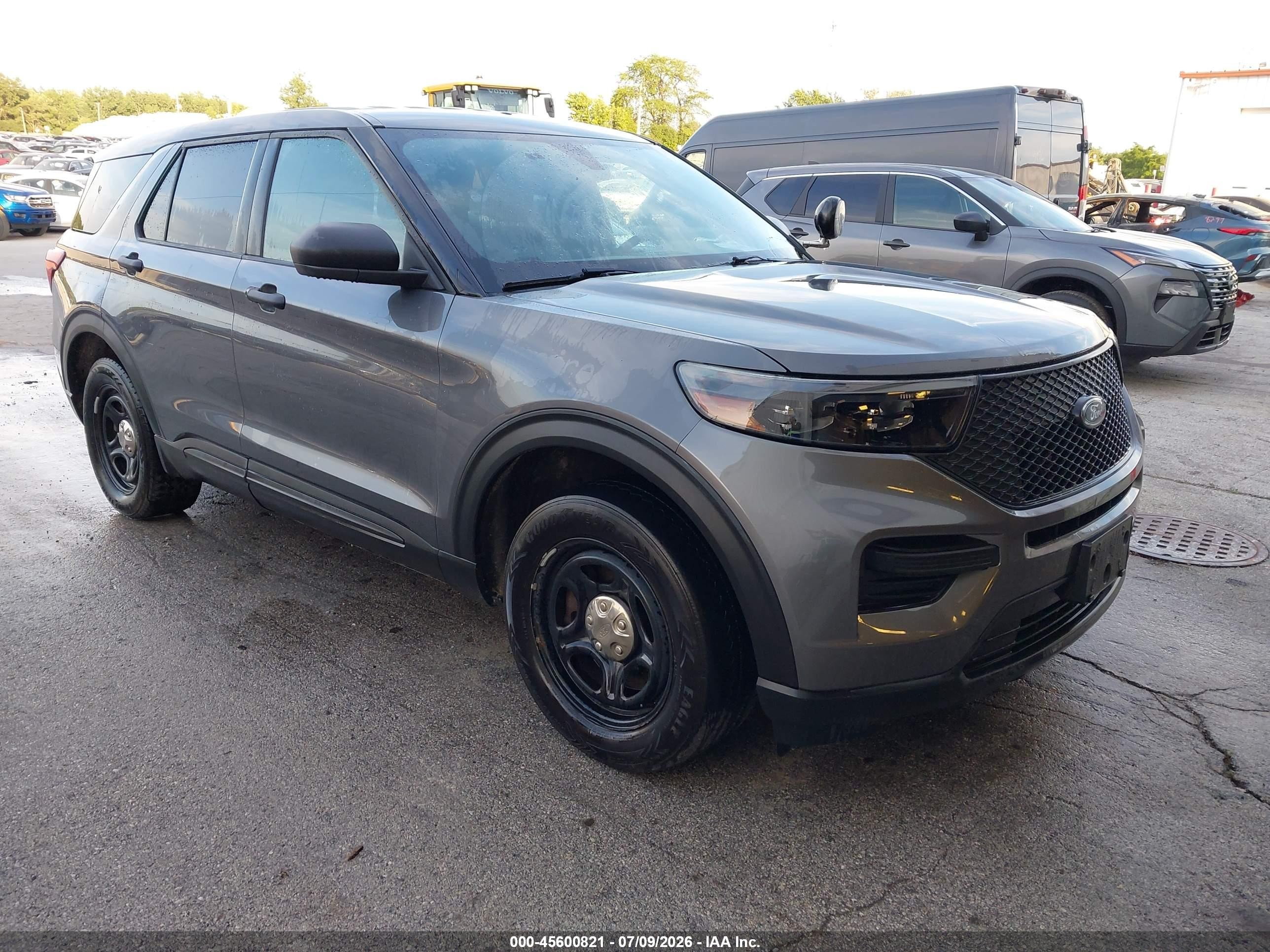 2021 Ford Police Interceptor Utility, VIN 1FM5K8AB8MGC17965 — Normal wear
