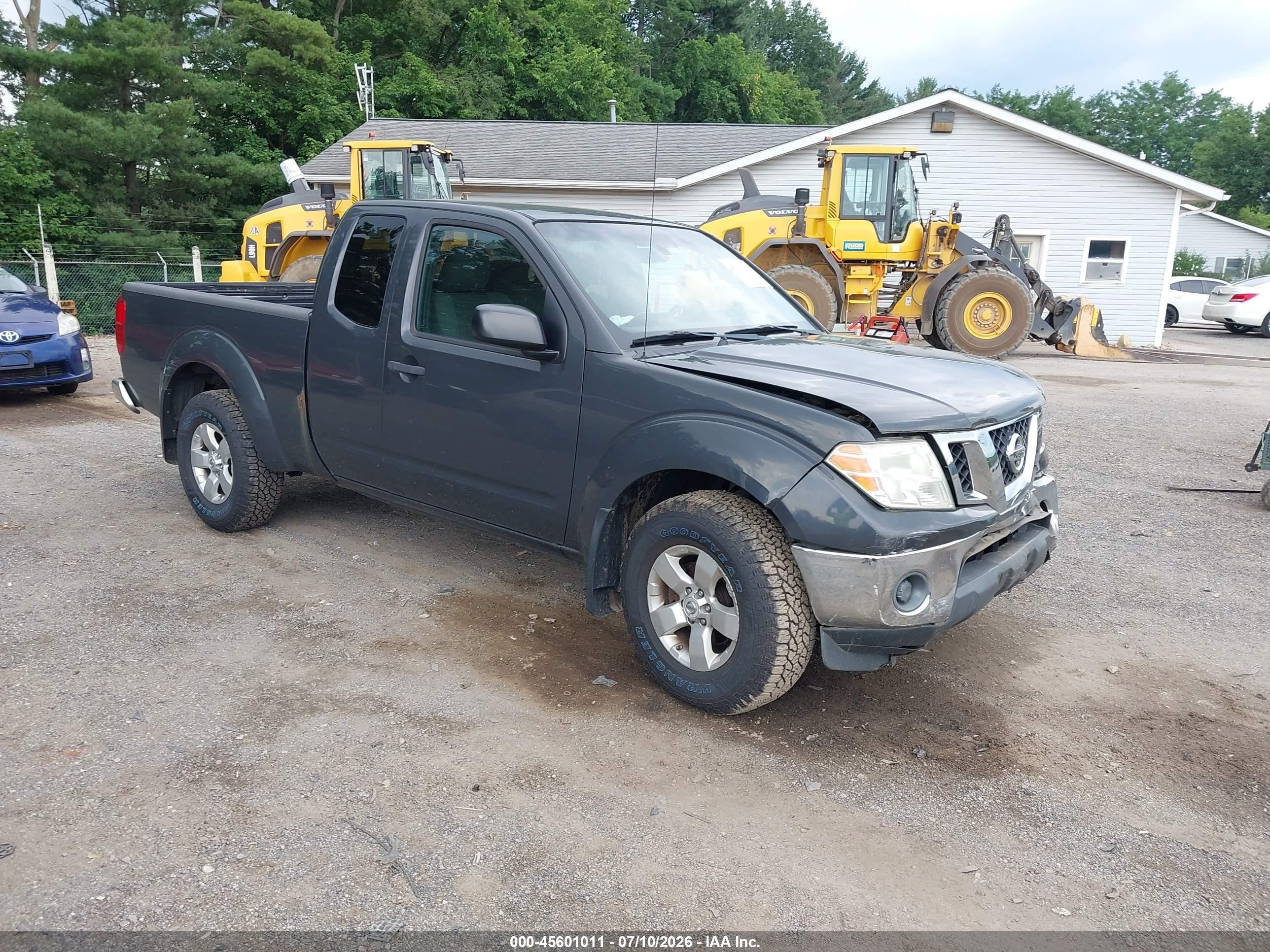 2011 Nissan Frontier SV, VIN 1N6AD0CW1BC436296 — Front end