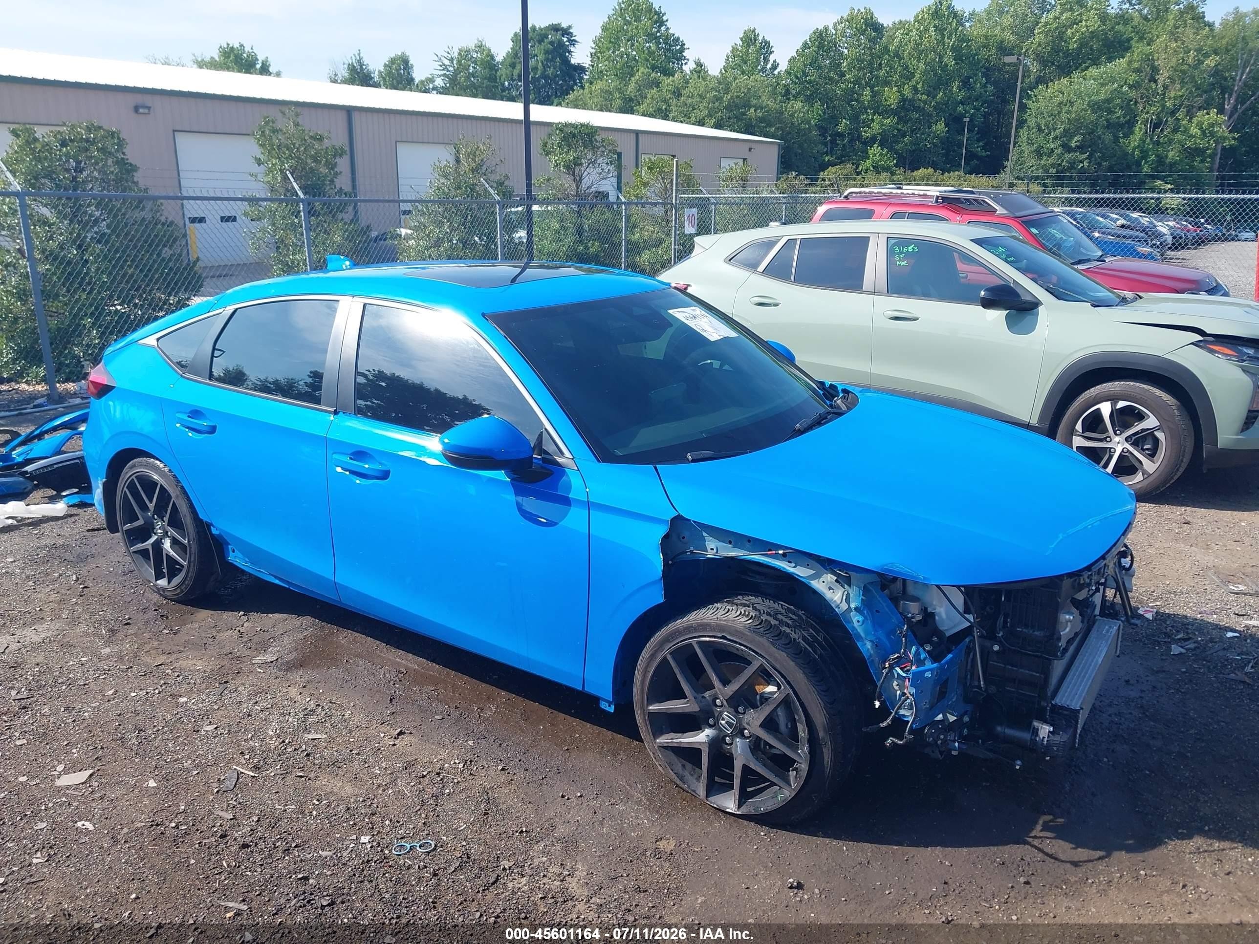 2024 Honda Civic Sport Touring, VIN 19XFL1H82RE032647 — Front end