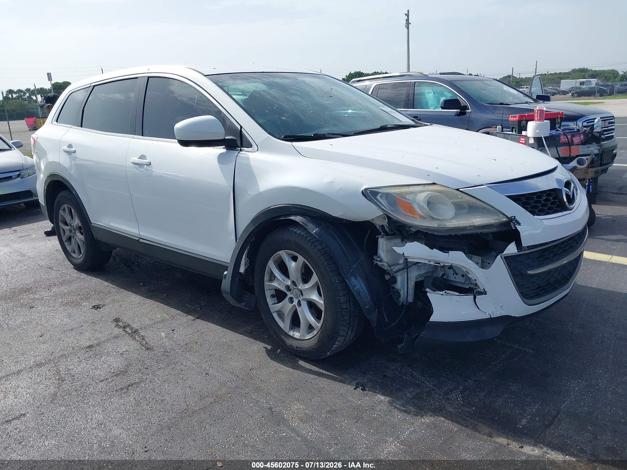 2012 Mazda CX-9 Touring, VIN JM3TB2CAXC0344048 — Front end