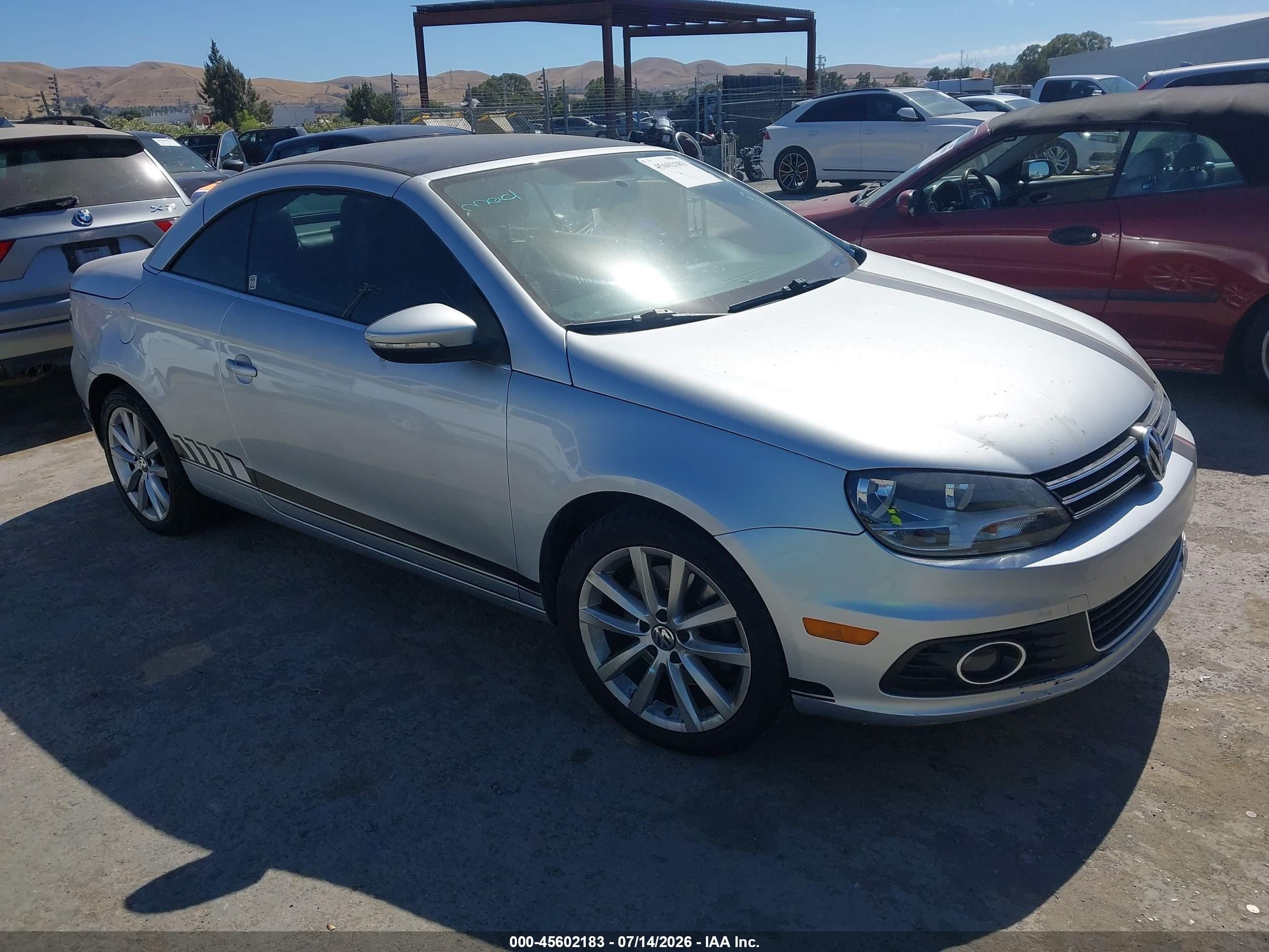 2014 Volkswagen Eos Komfort, VIN WVWBW8AH9EV006397 — Normal wear