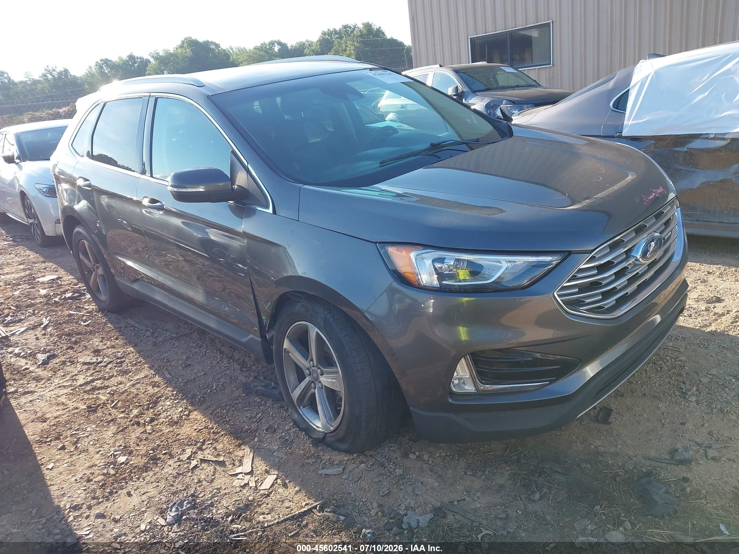 2019 Ford Edge SEL, VIN 2FMPK3J90KBC15303 — Side