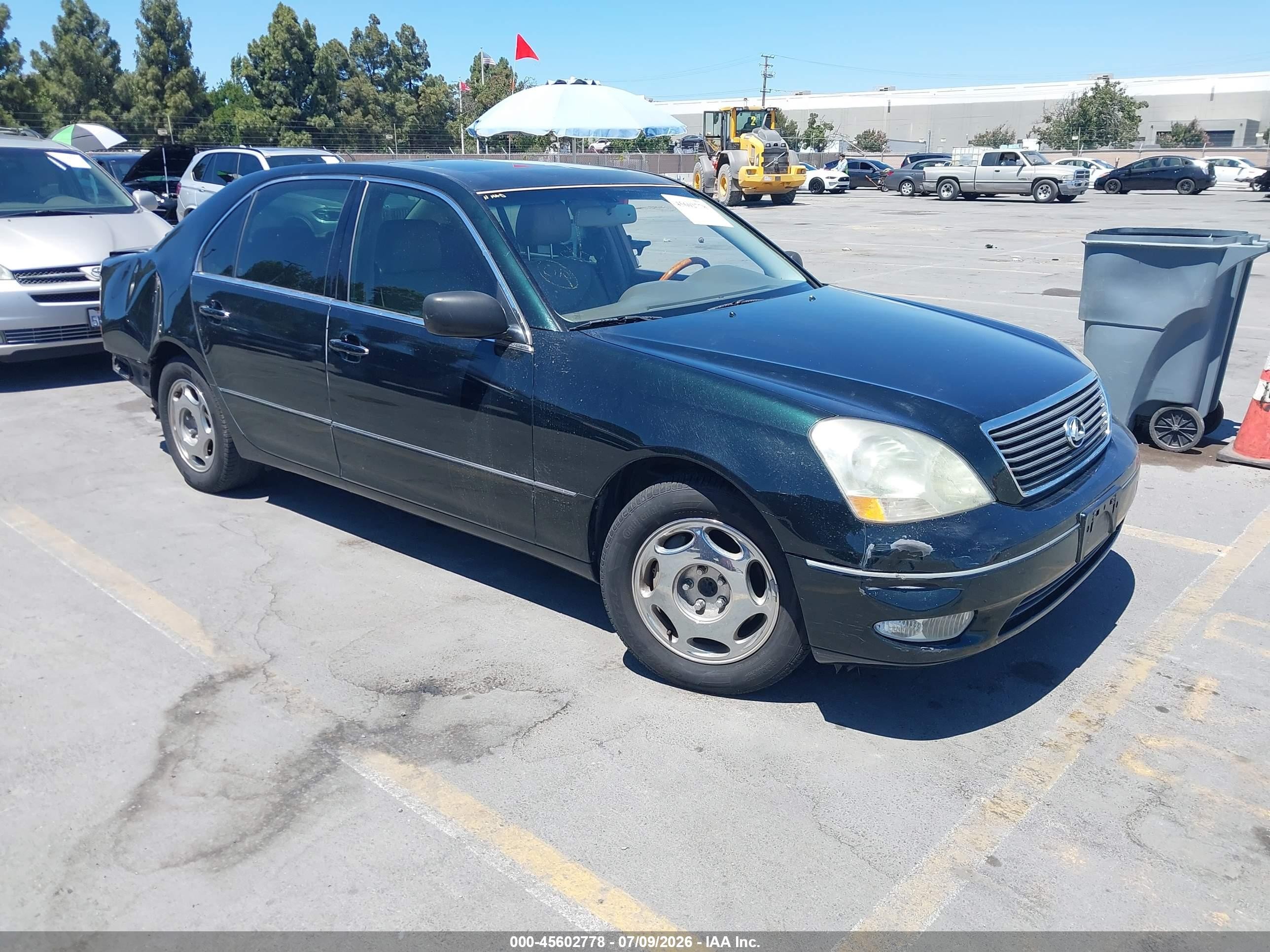 2001 Lexus LS 430, VIN JTHBN30F110049692 — Normal wear