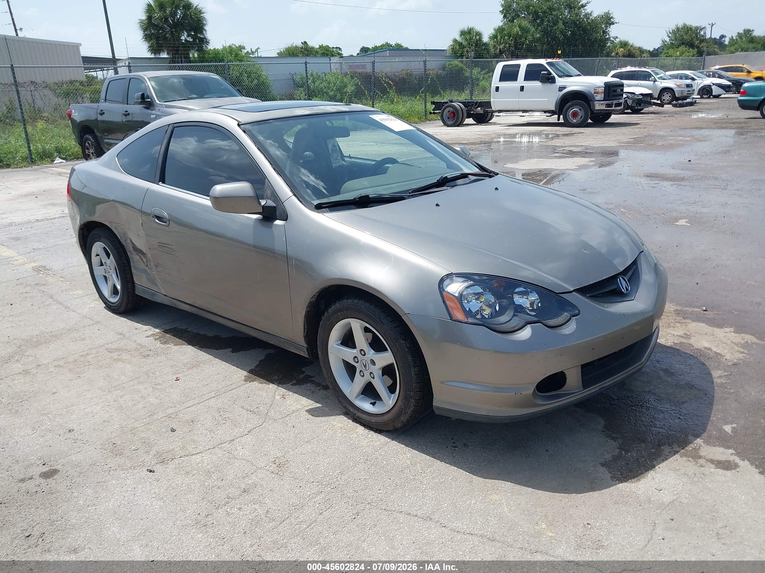 2003 Acura RSX, VIN JH4DC53833C019103 — Rear end