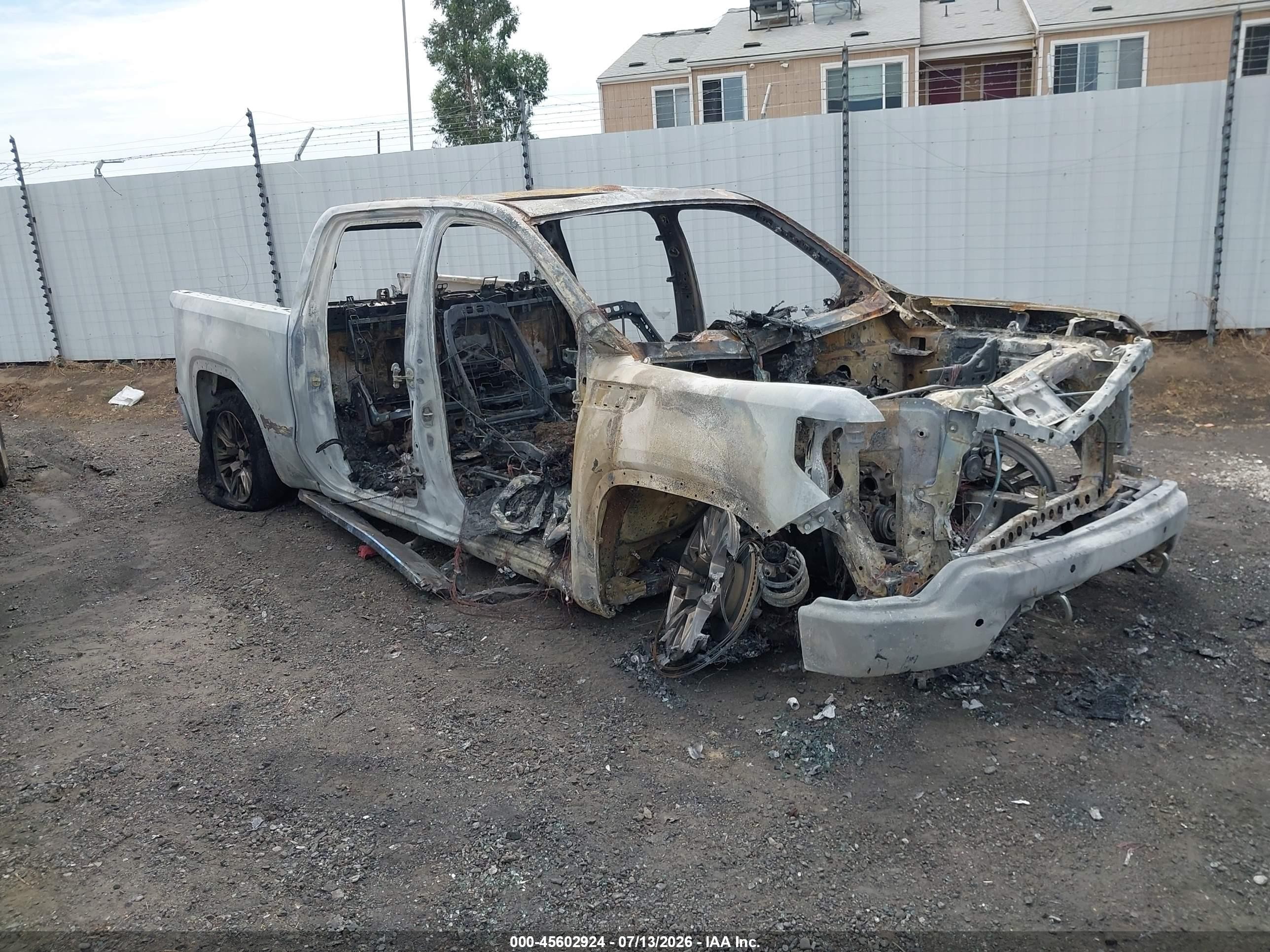 2021 GMC Sierra 1500 Denali, VIN 3GTP8FEDXMG452500 — Burn