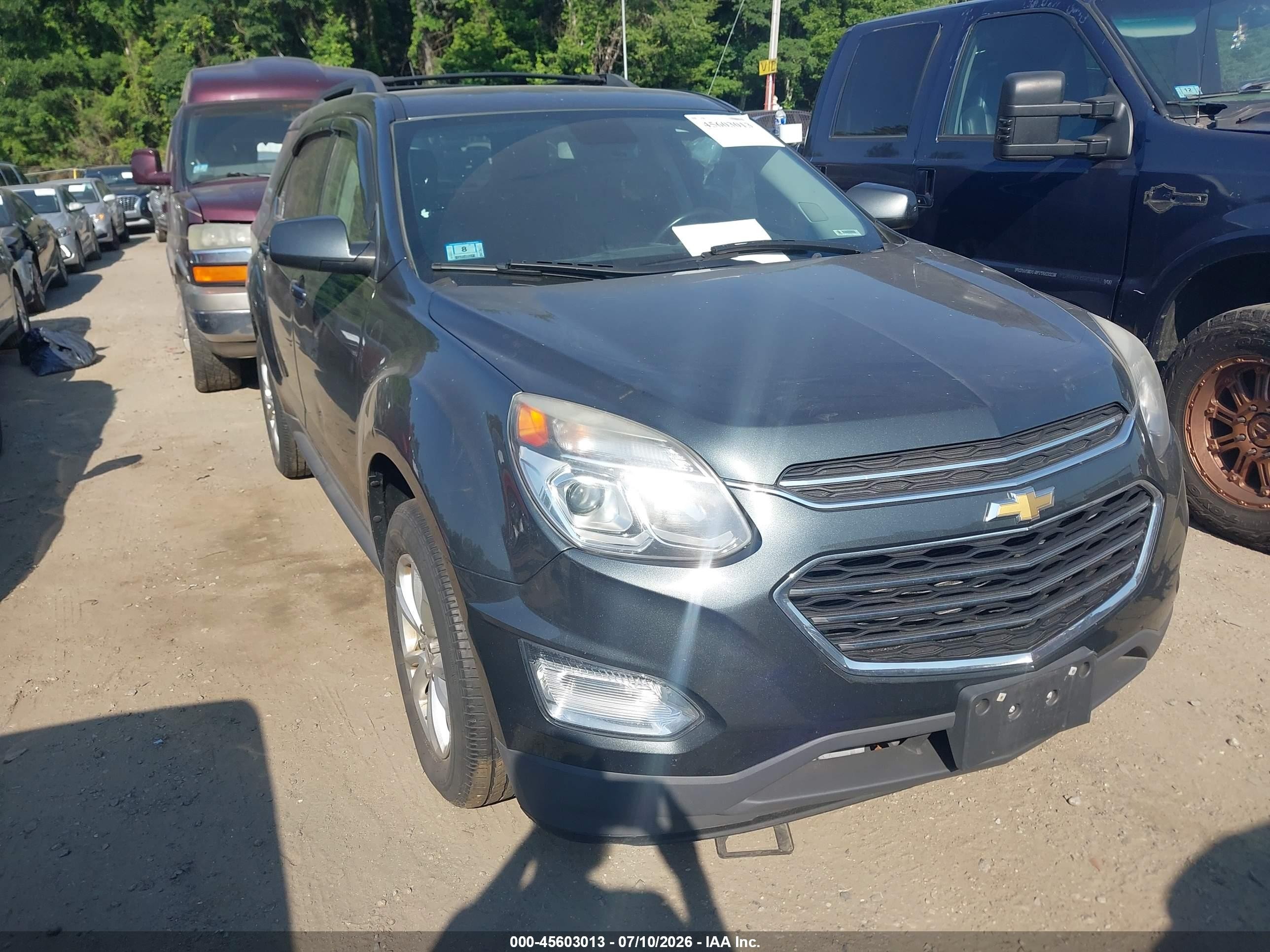 2017 Chevrolet Equinox LT, VIN 2GNALCEK1H1575867 — Normal wear