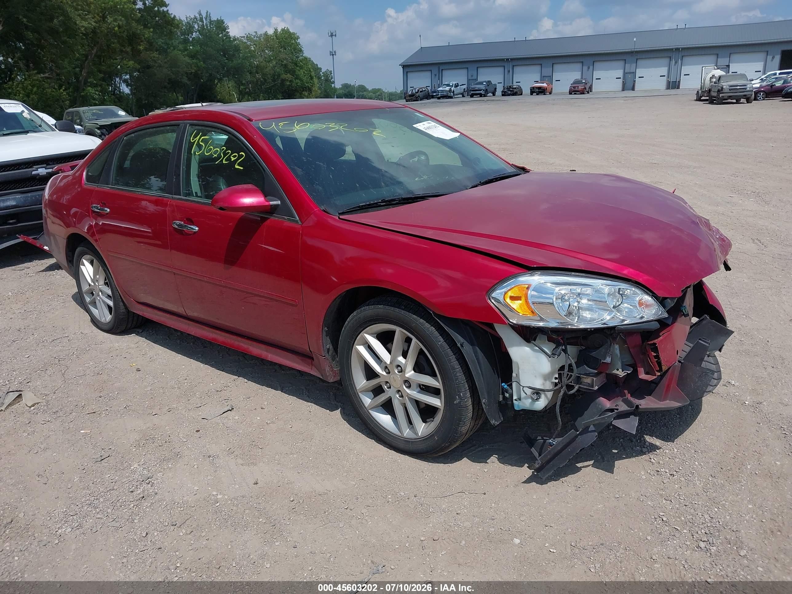 2015 Chevrolet Impala LTZ, VIN 2G1WC5E39F1123108 — Front end