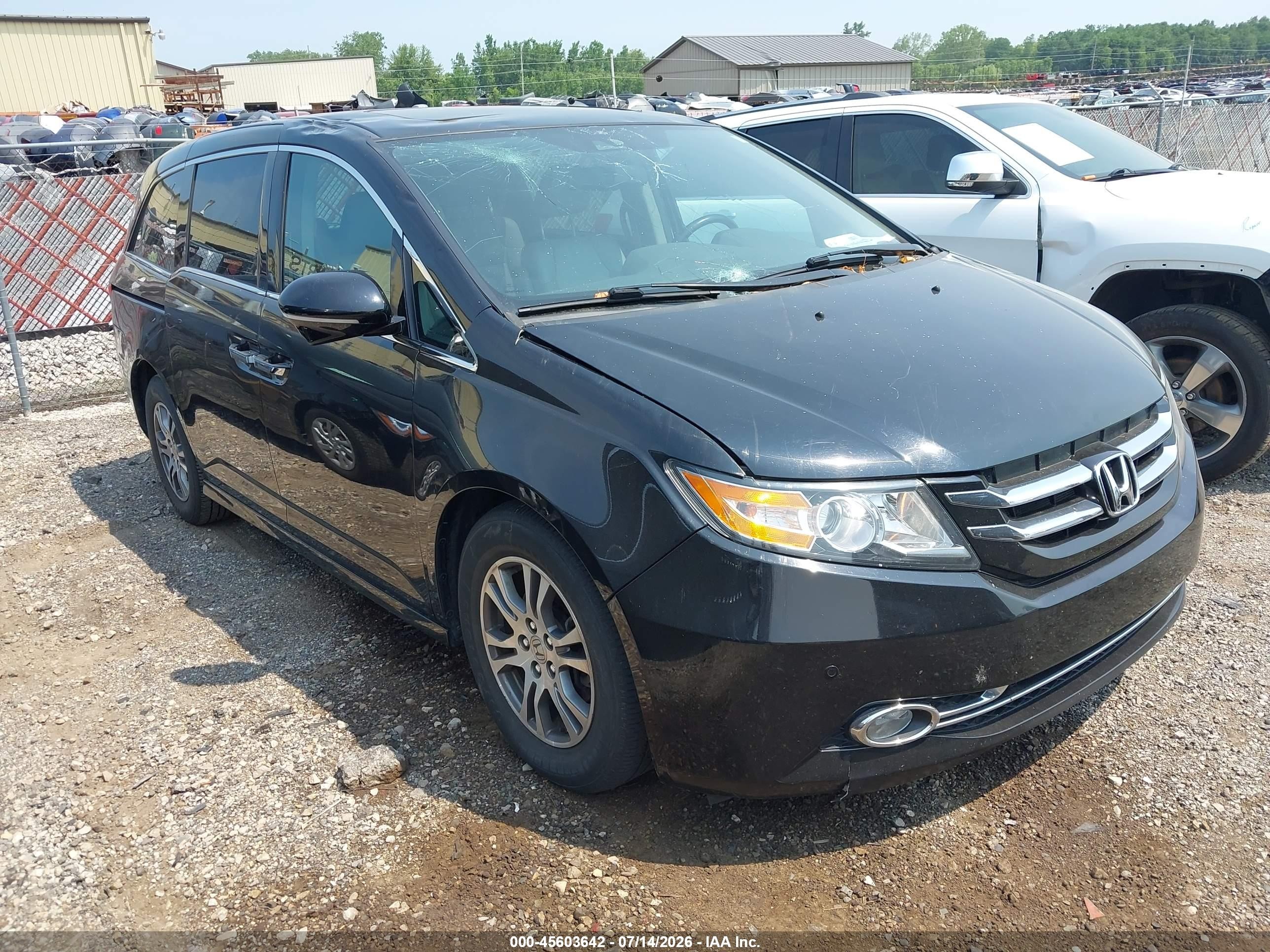 2015 Honda Odyssey Touring Elite, VIN 5FNRL5H94FB079469 — Roof