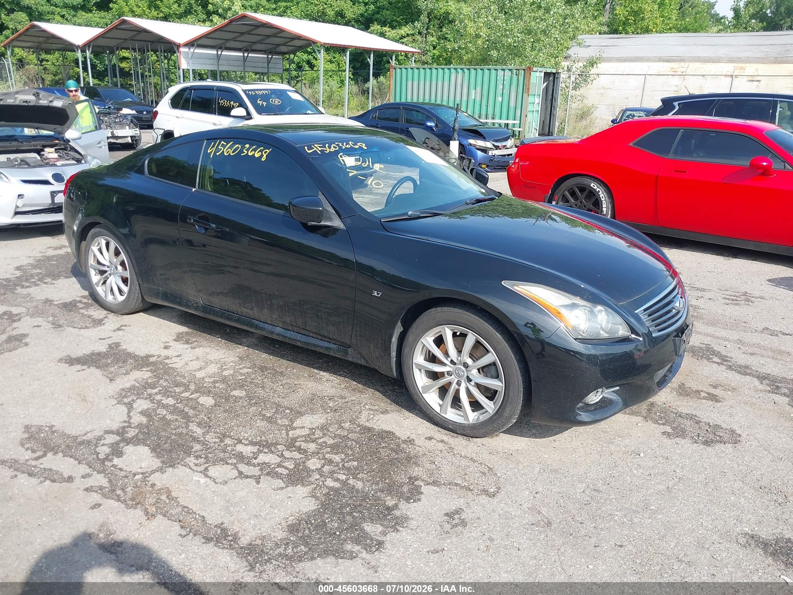 2015 Infiniti Q60 S Limited, VIN JN1CV6EK3FM871135 — Normal wear