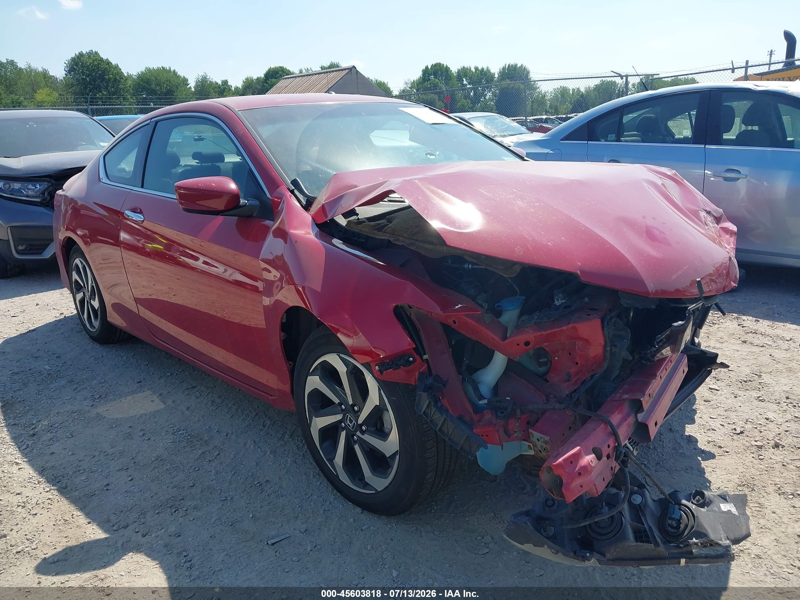 2016 Honda Accord LX-S, VIN 1HGCT1B30GA004346 — Перед