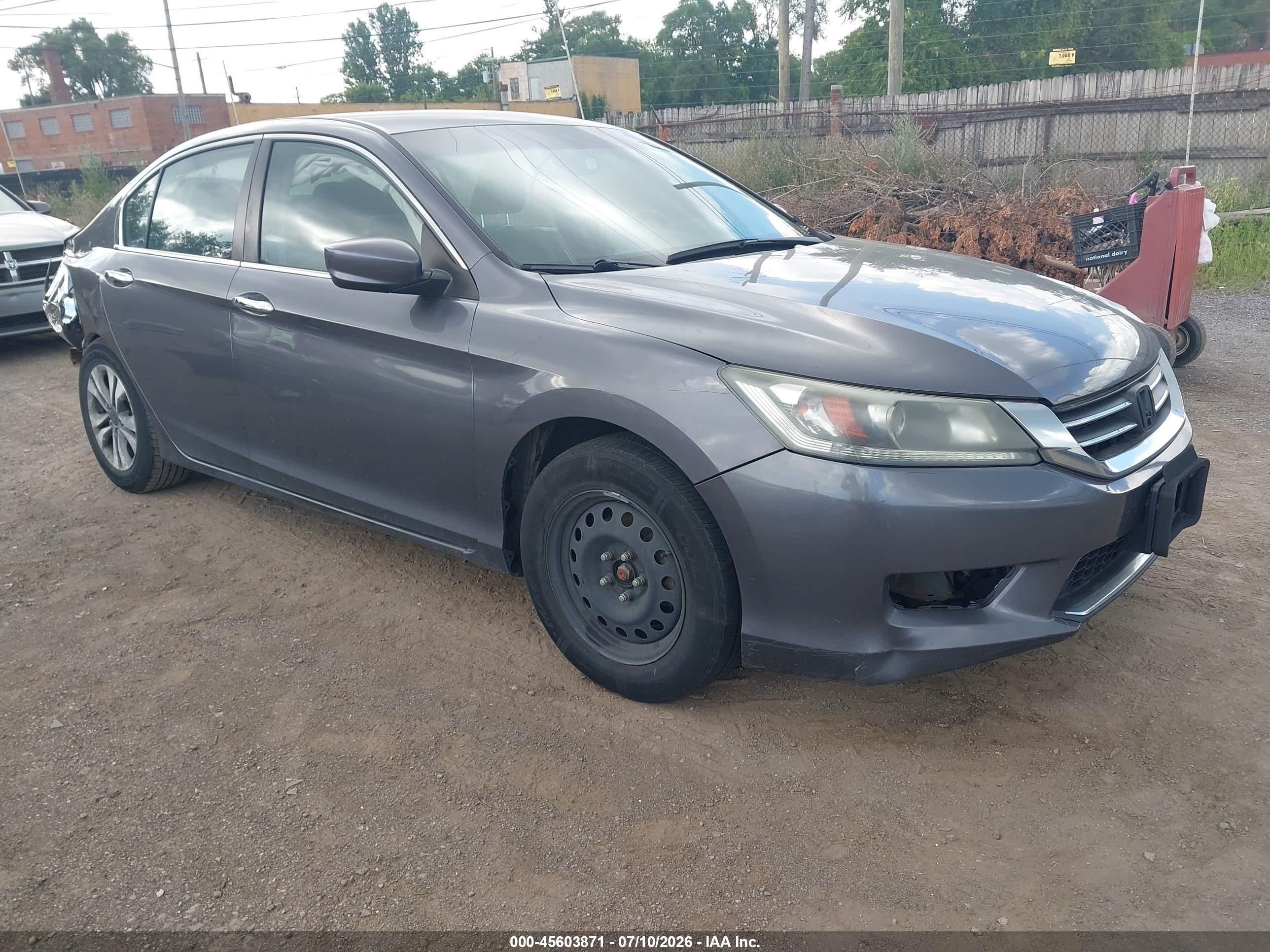 2015 Honda Accord LX, VIN 1HGCR2F38FA024647 — Rear end