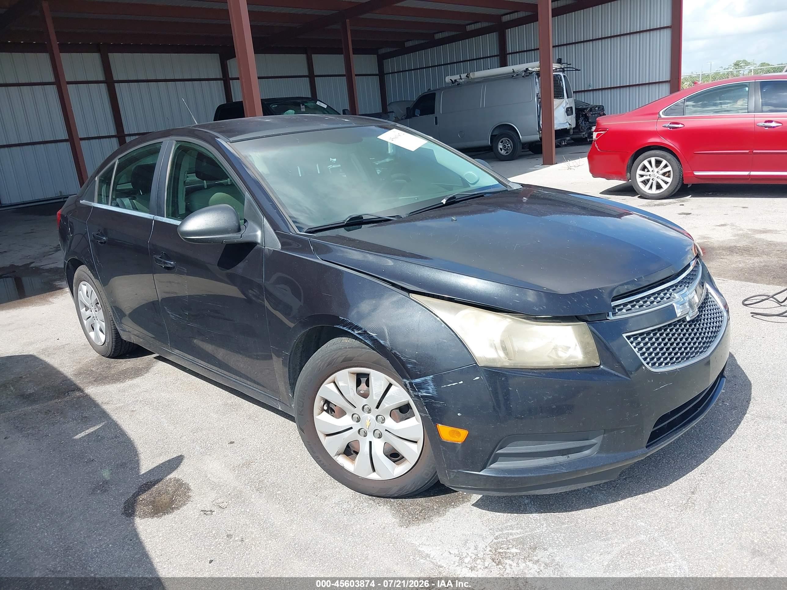 2012 Chevrolet Cruze LS, VIN 1G1PC5SH6C7287158 — Front end