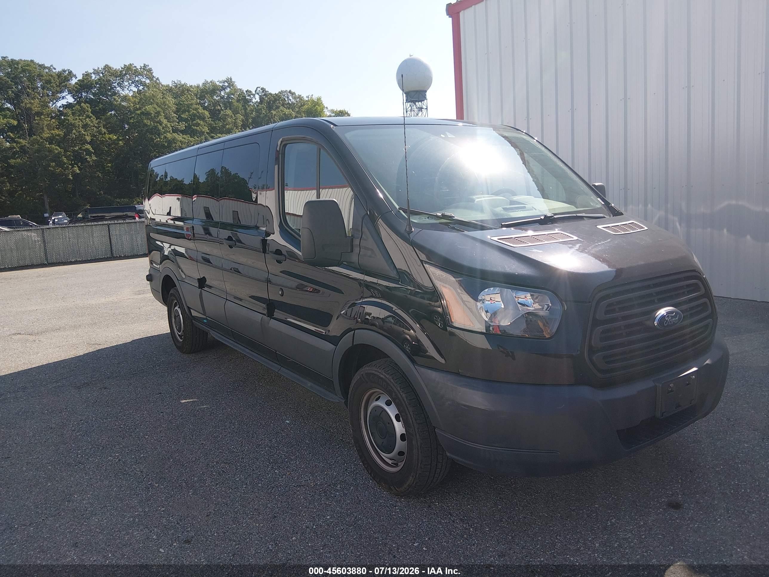 2018 Ford Transit Passenger XL, VIN 1FBZX2ZM7JKB52744 — Normal wear