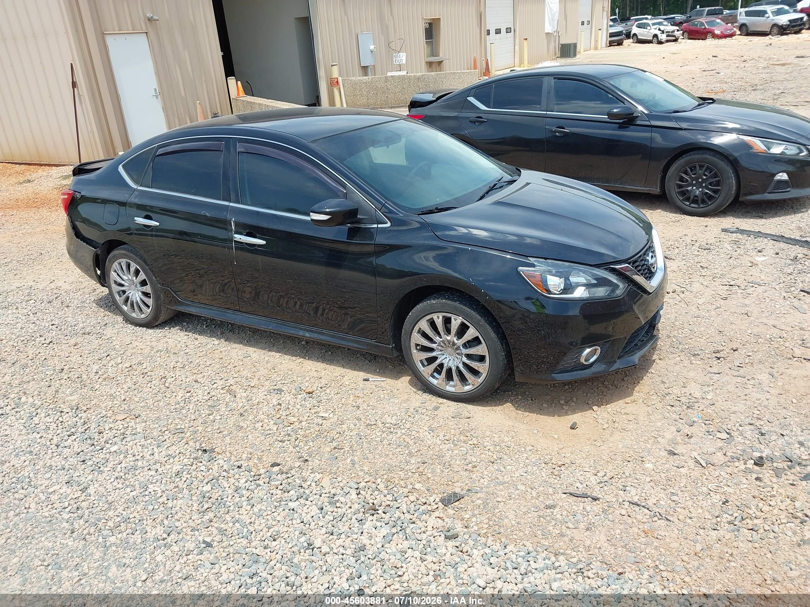 2018 Nissan Sentra S, VIN 3N1AB7AP0JY267961 — Зад