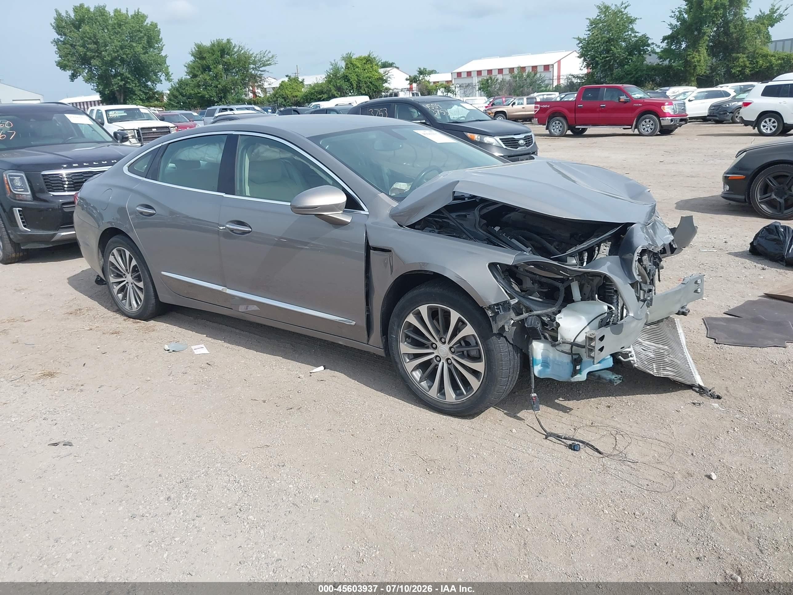 2017 Buick LaCrosse Preferred, VIN 1G4ZN5SS1HU192954 — Перед