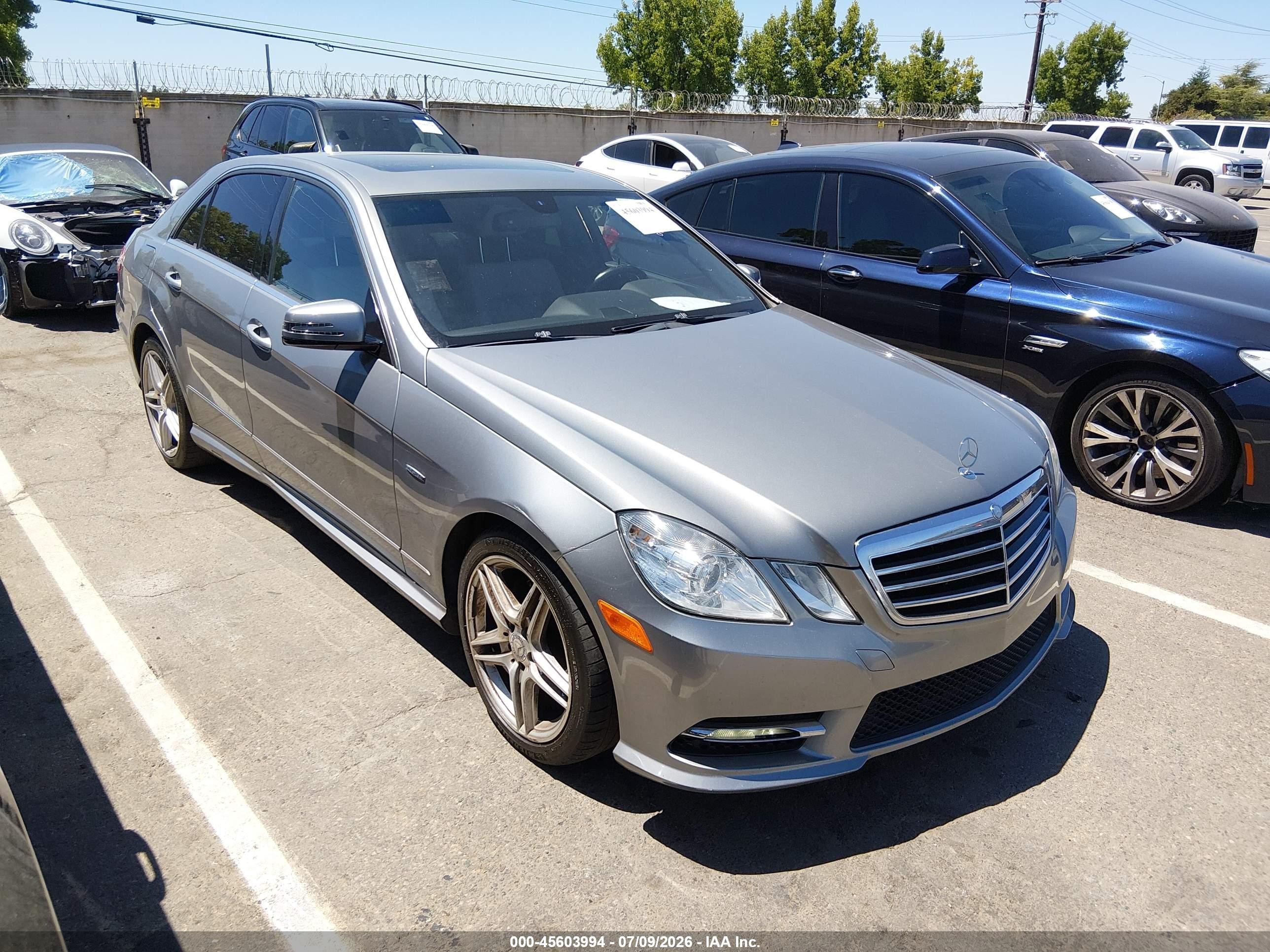2012 Mercedes-Benz E 350 Sport, VIN WDDHF5KB2CA616171 — Front end