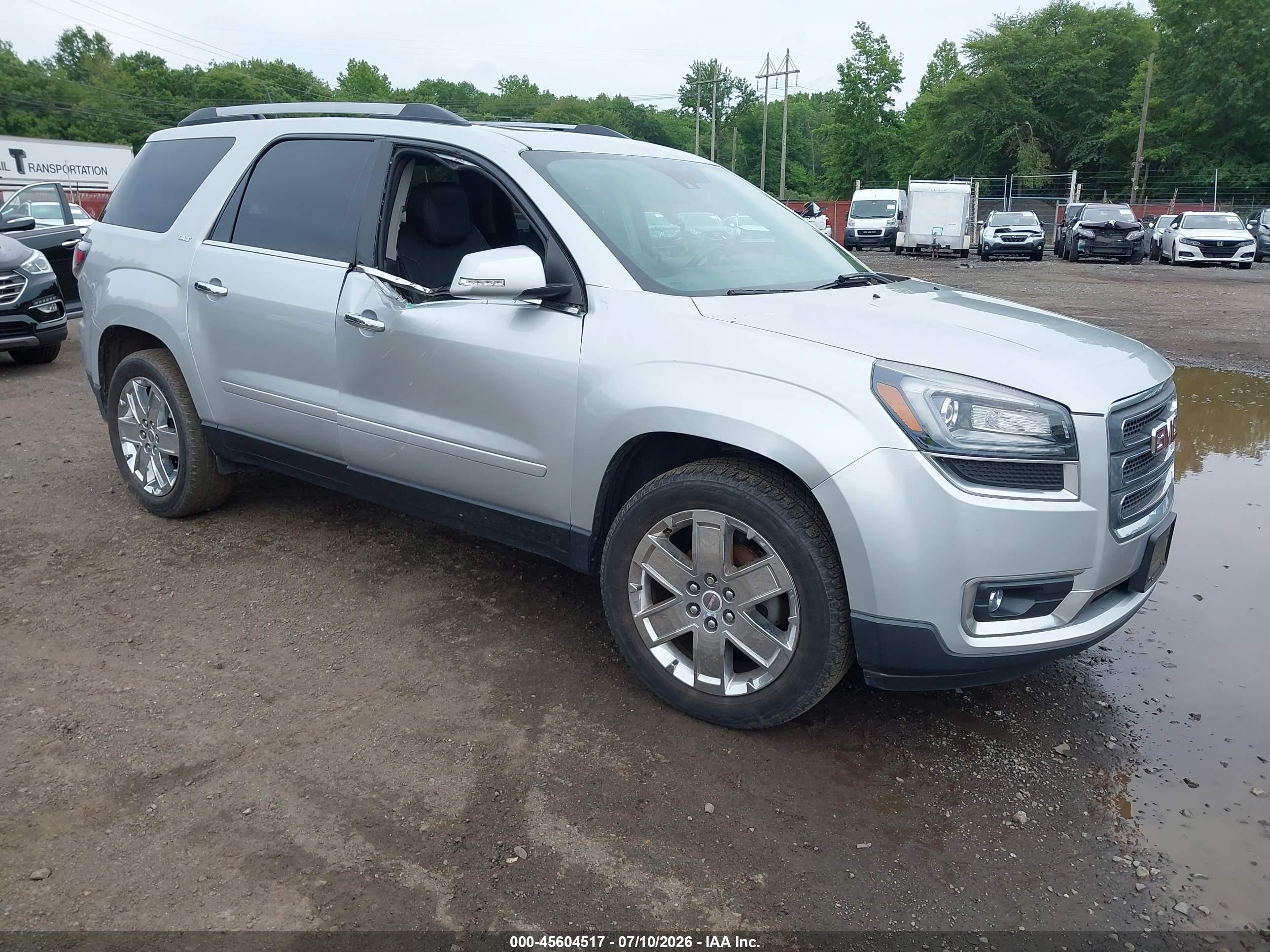 2017 GMC Acadia Limited, VIN 1GKKRSKD9HJ144604 — Side